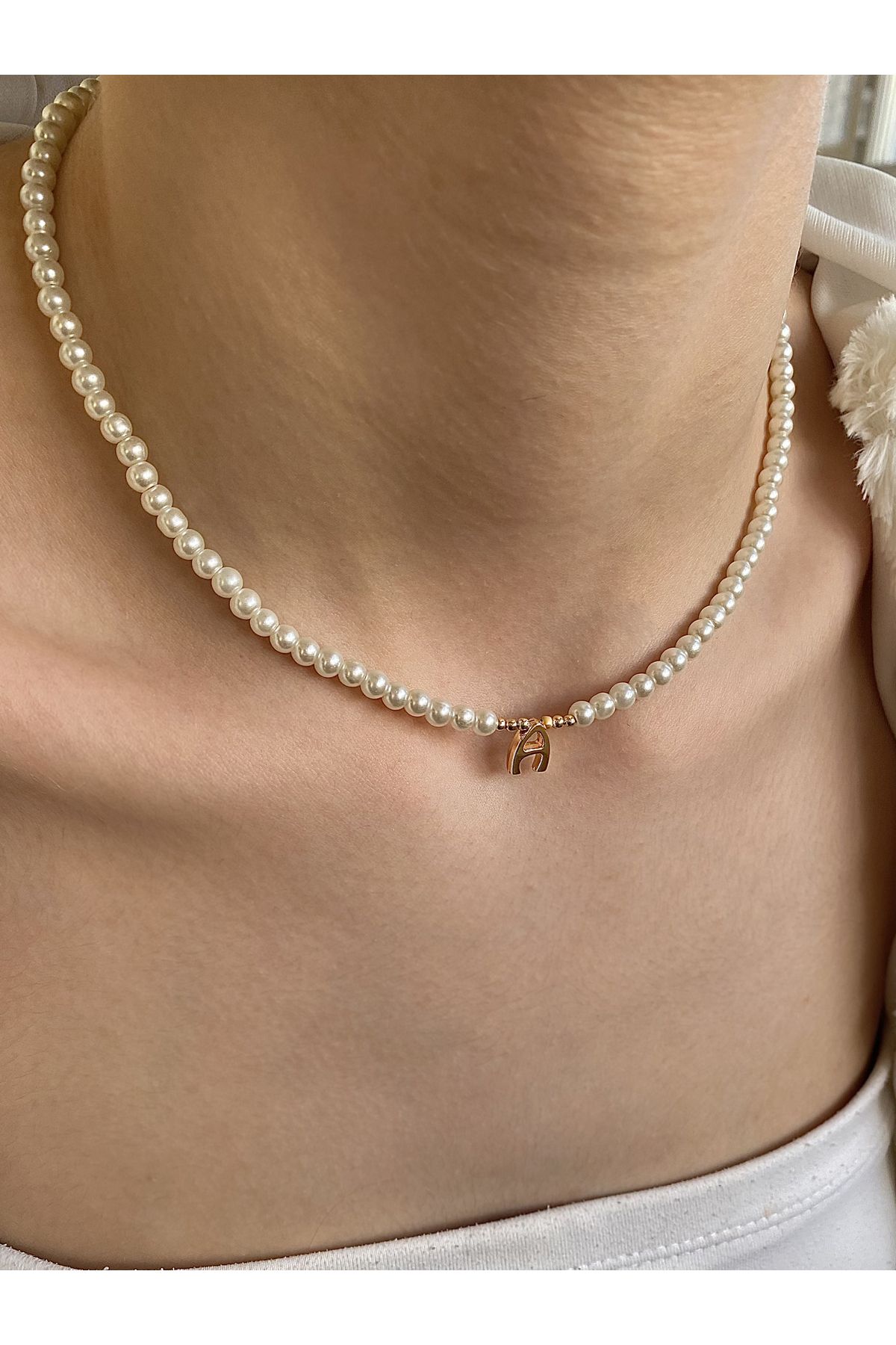 Pearl necklace outlet with letter