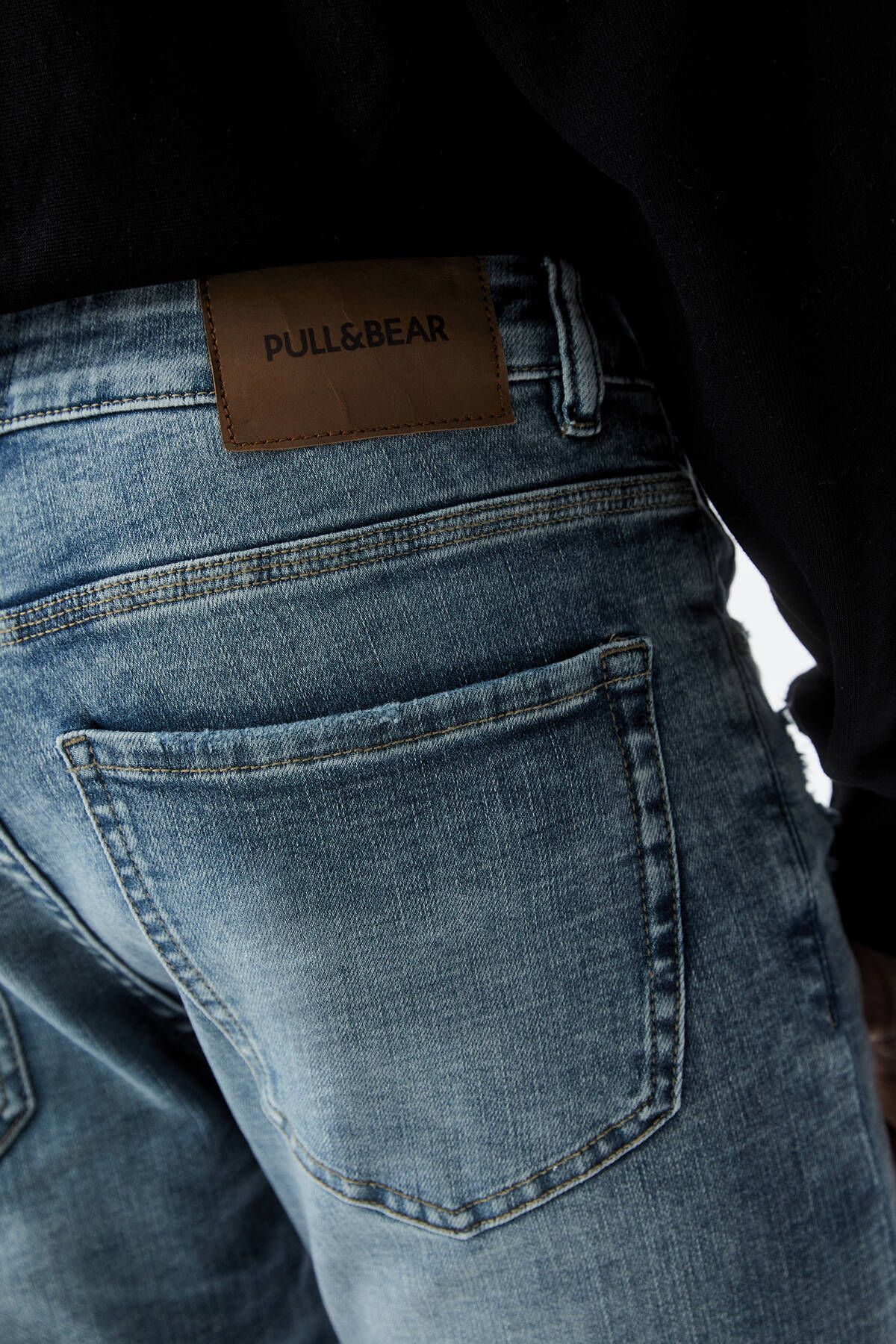 Pull & Bear شلوار جین فوق العاده لاغر پریشان