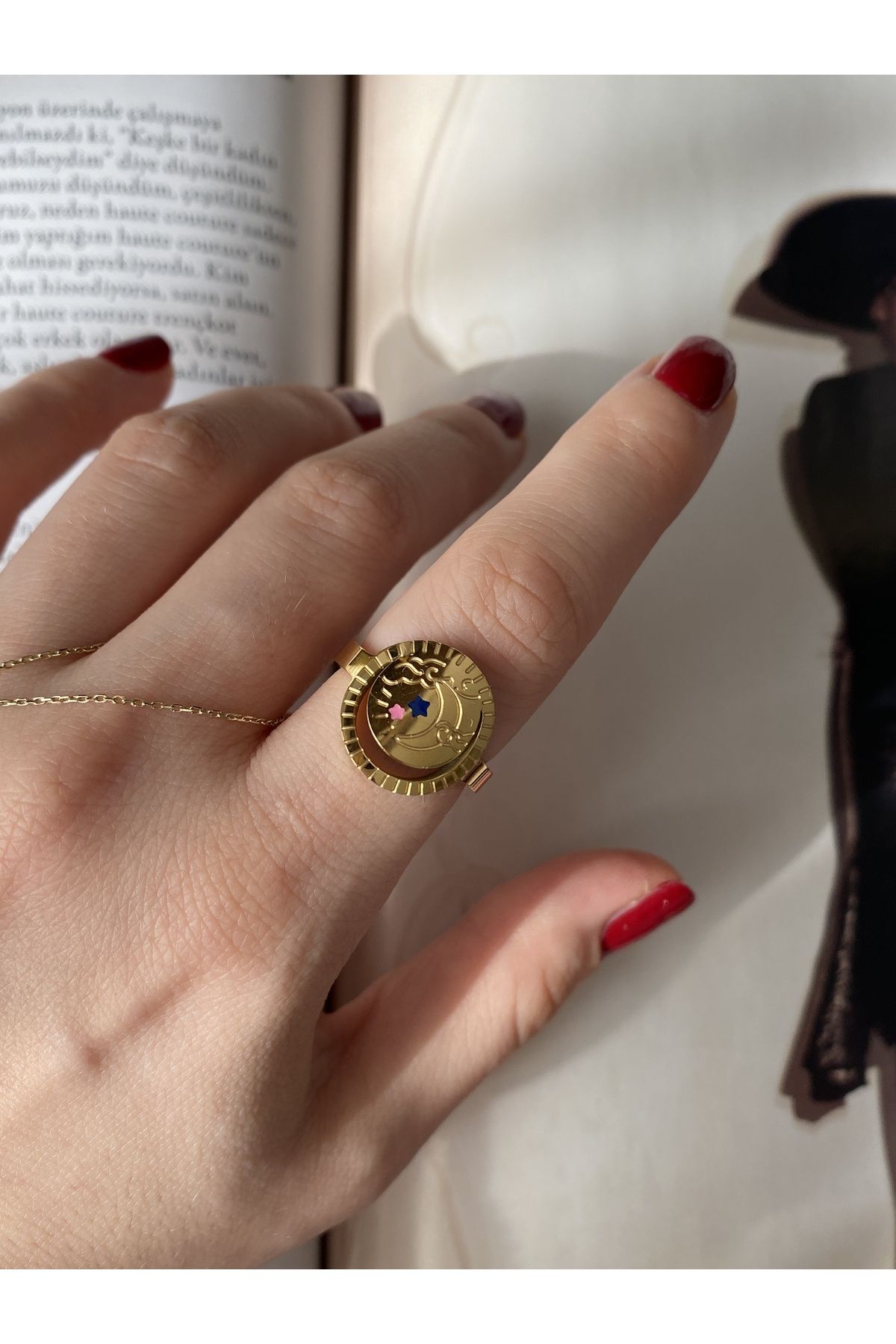 Pinery Jewels Vintage Tarnish Resistant Adjustable Steel Gold Ring