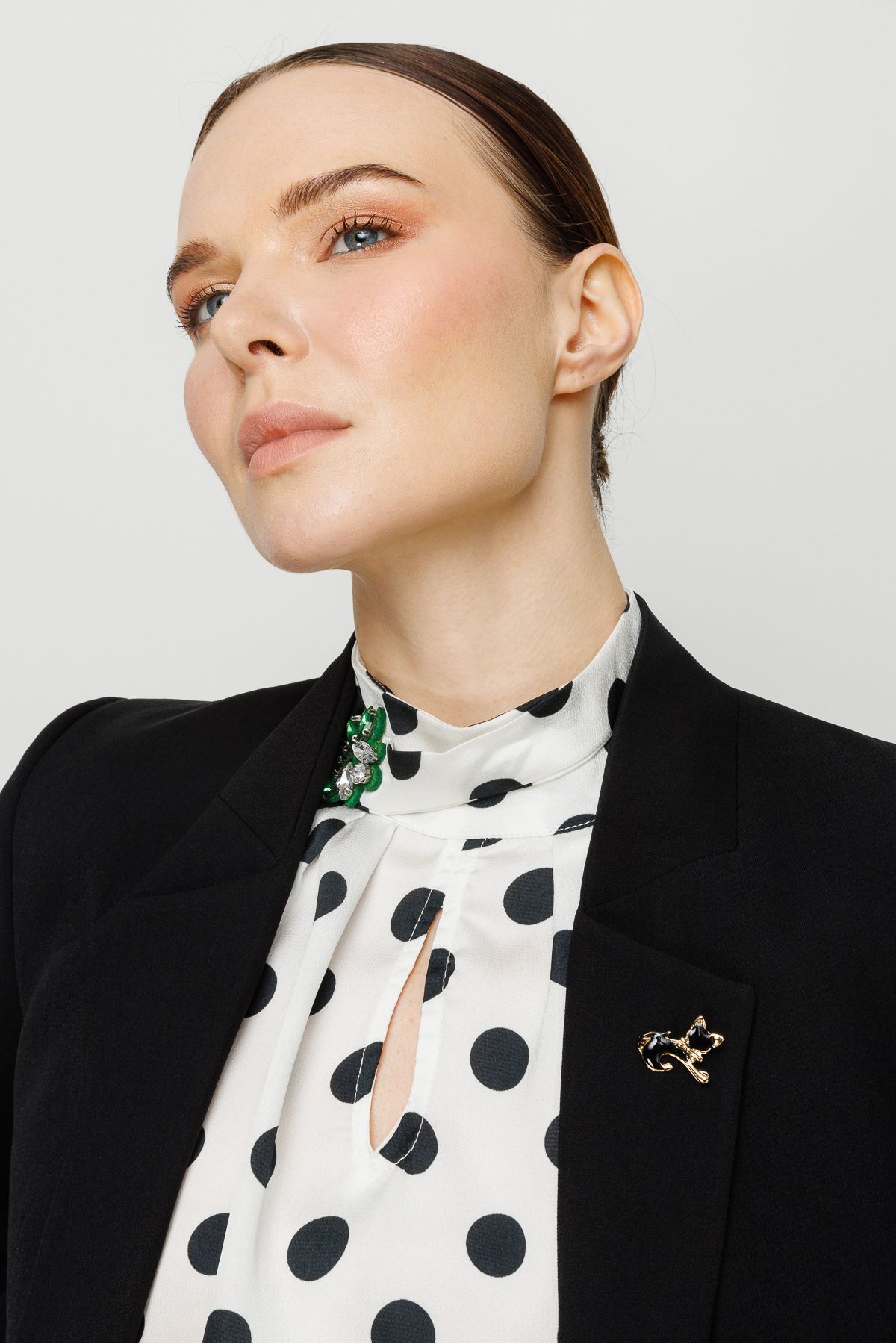 Nefeli-Blazer Jacket with Cat Accessories 5