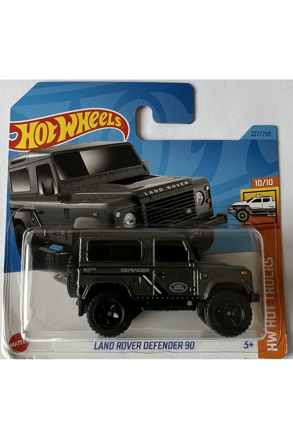 Hotwheels land 2025 rover defender