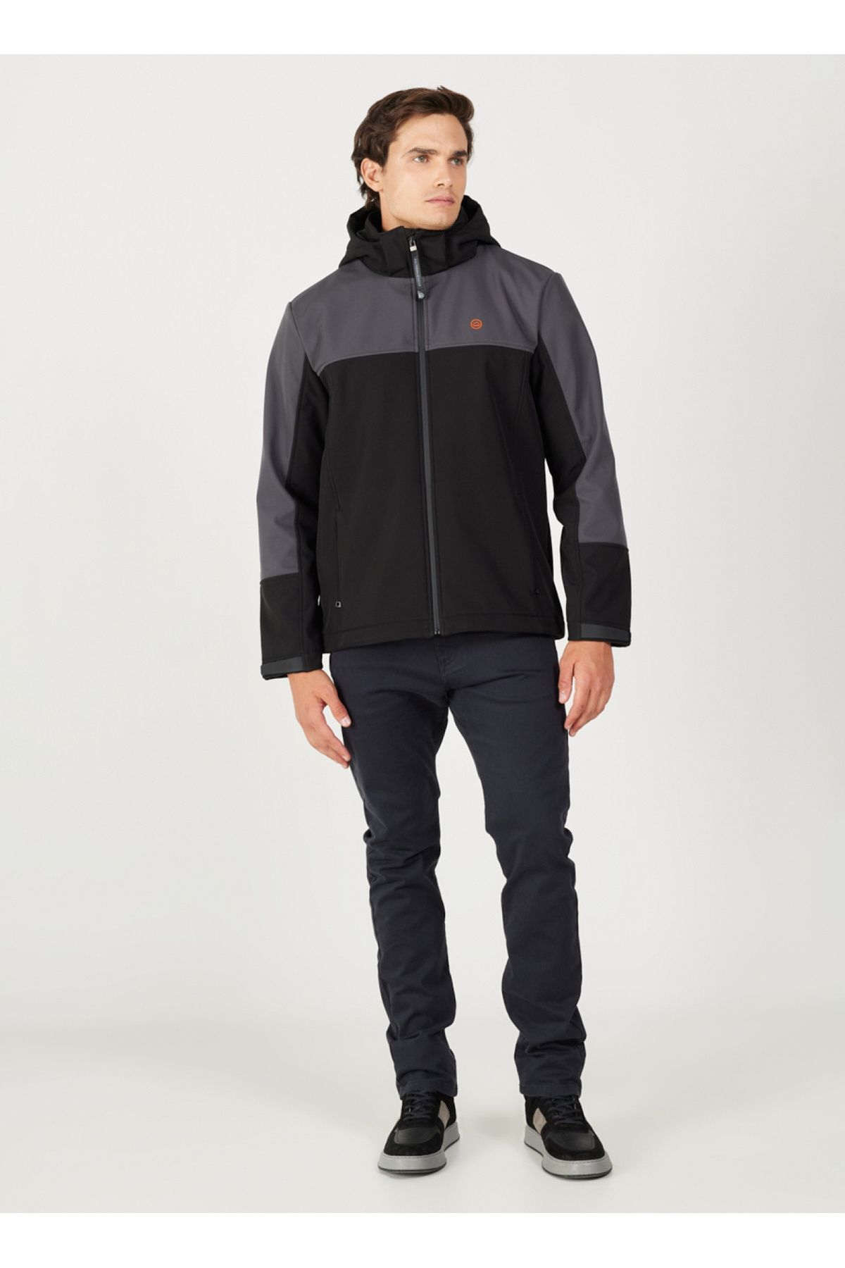 WRANGLER-Regular Fit Men's Black Jacket W 232270001   Soft Shell Jacket 8
