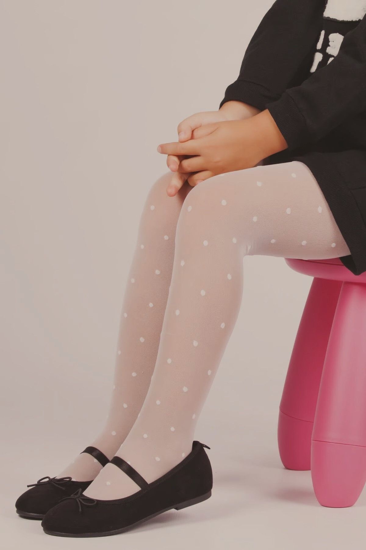 Cream pantyhose clearance
