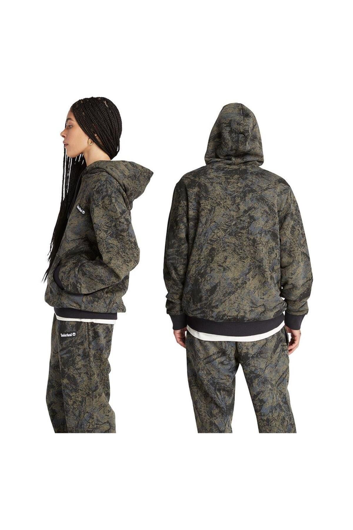 Timberland All Over Printed Mountains Camo Erkek Kapu onlu Ust Kad n Giyim