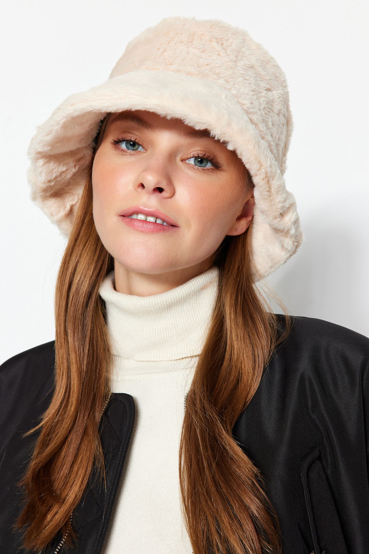 Trendyol Collection-Ecru Soft Textured Bucket Hat TWOAW24SP00003 4