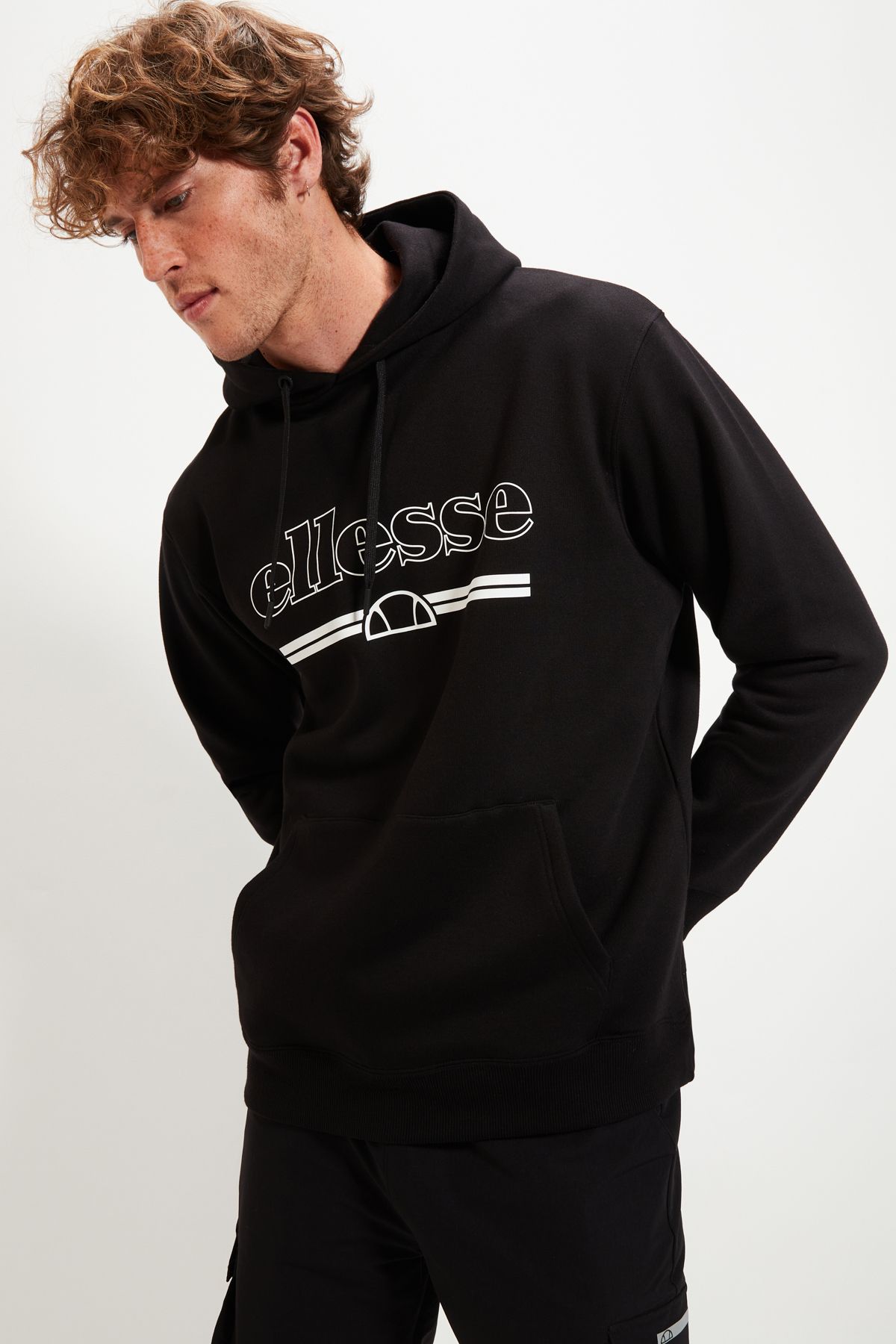 Black store ellesse jumper