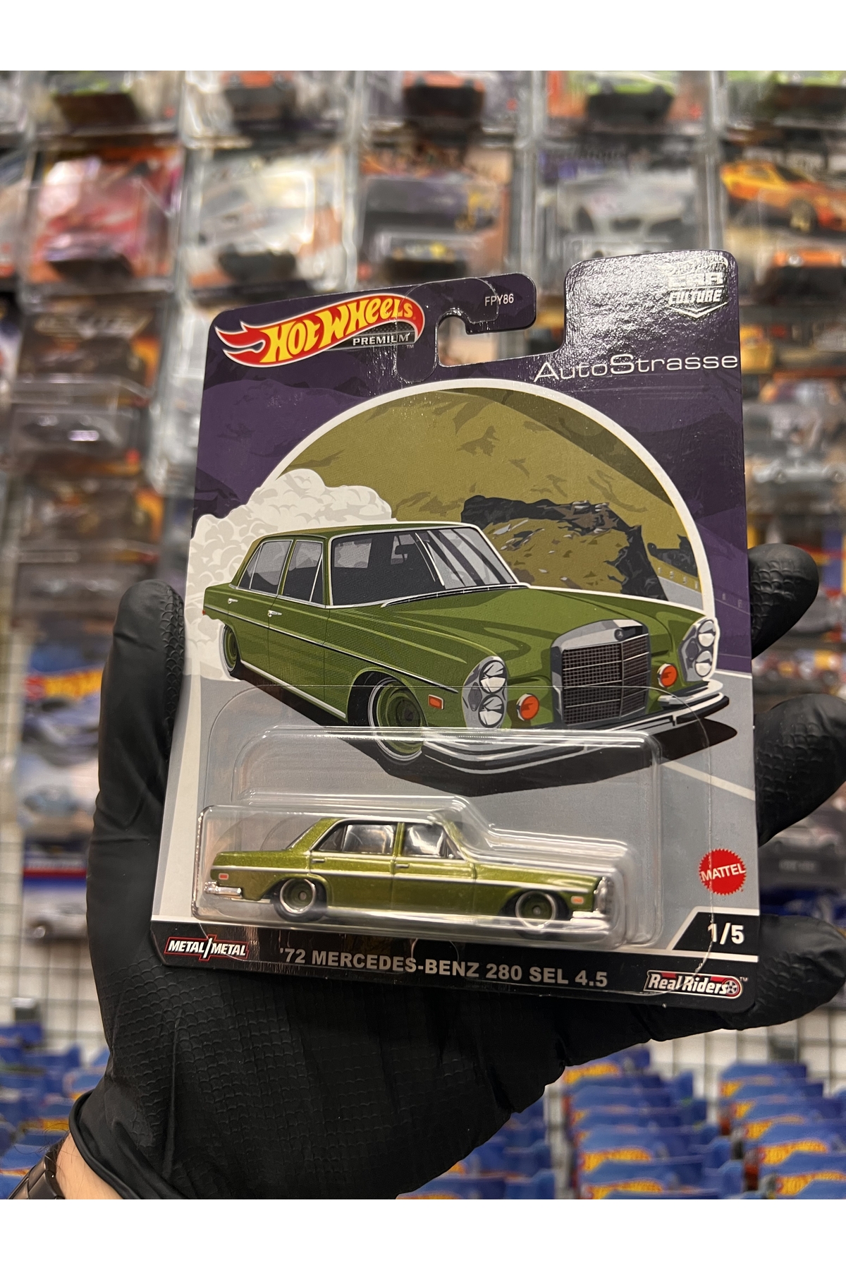 ‘72 Mercedes Benz 280 Sel 4.5 (1.64 premium )