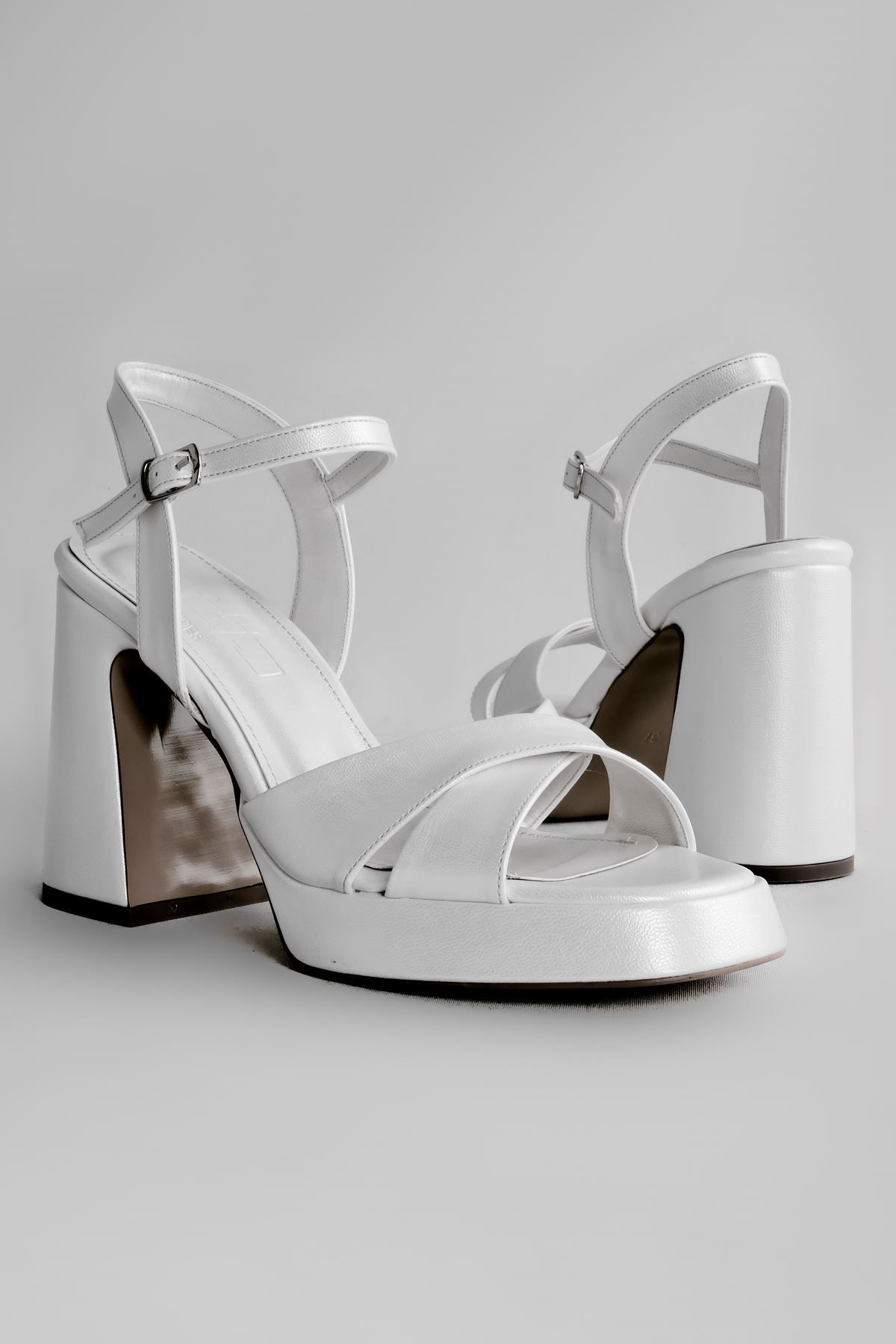 Lal Shoes & Bags-حذاء Duphe نسائي بكعب متقاطع من الأمام SEDEF 3