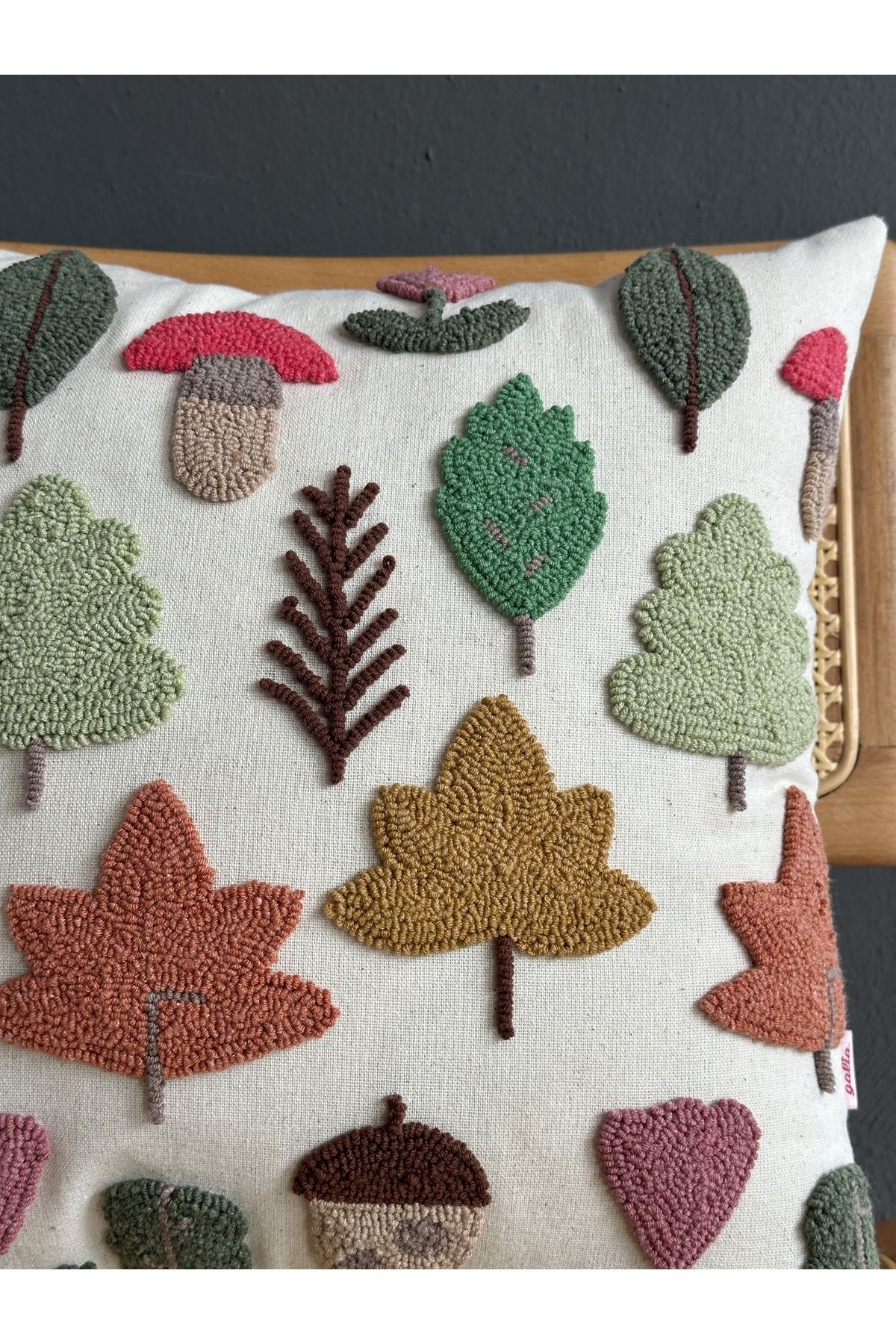 Galia Tasar m Autumn Themed Leaves Punch Throw Pillow Case Trendyol