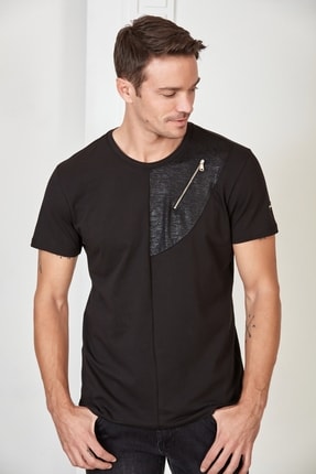 Erkek Siyah Flamlı Garnili Fermuar Detaylı T-shirt ST-90573