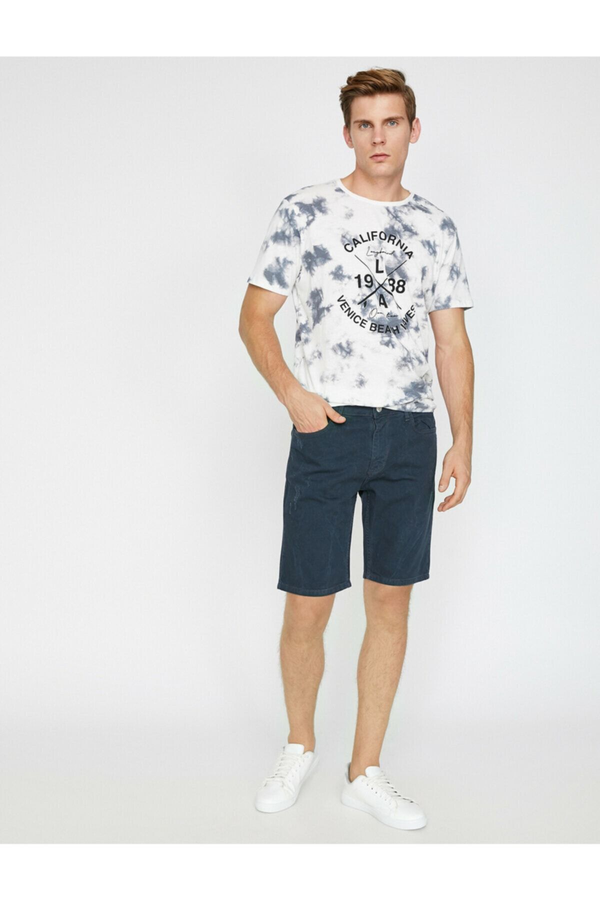Koton Shorts Dunkelblau Mittlerer Bund