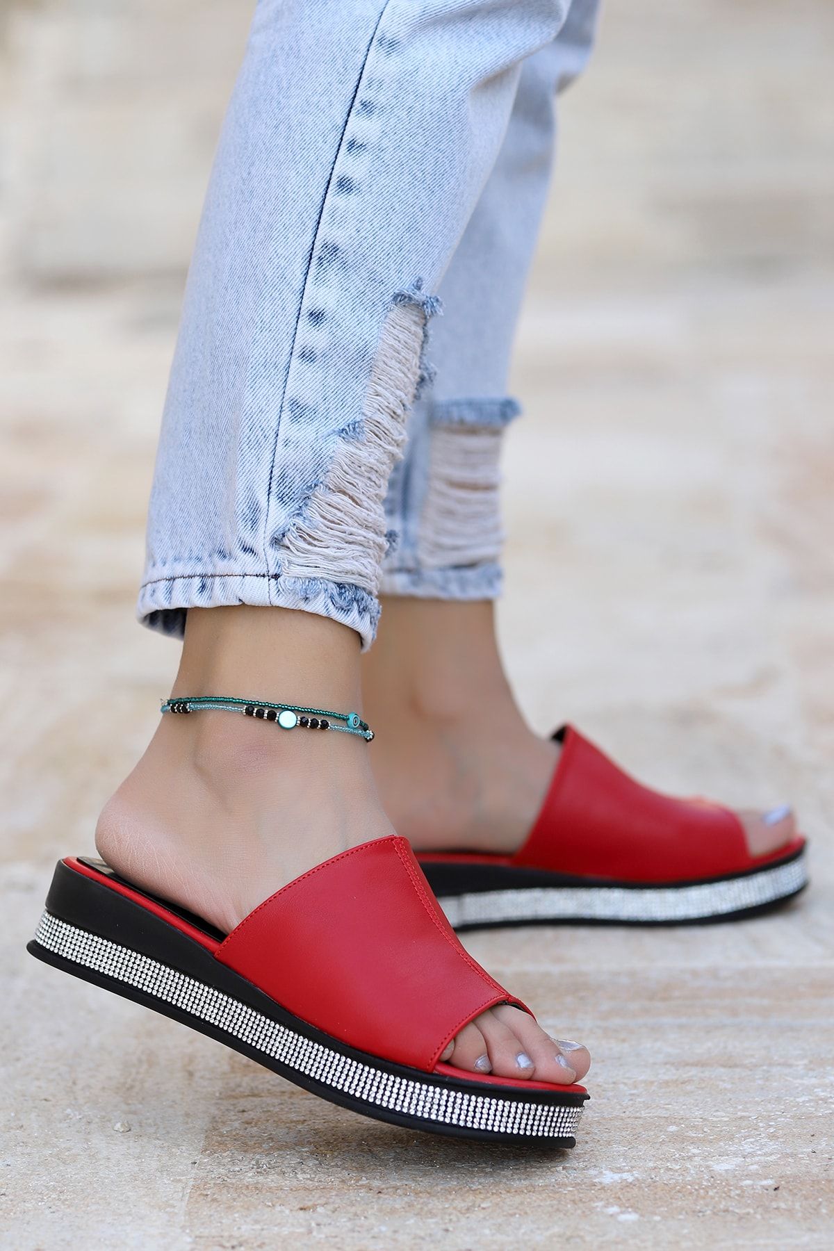 Plt slippers store