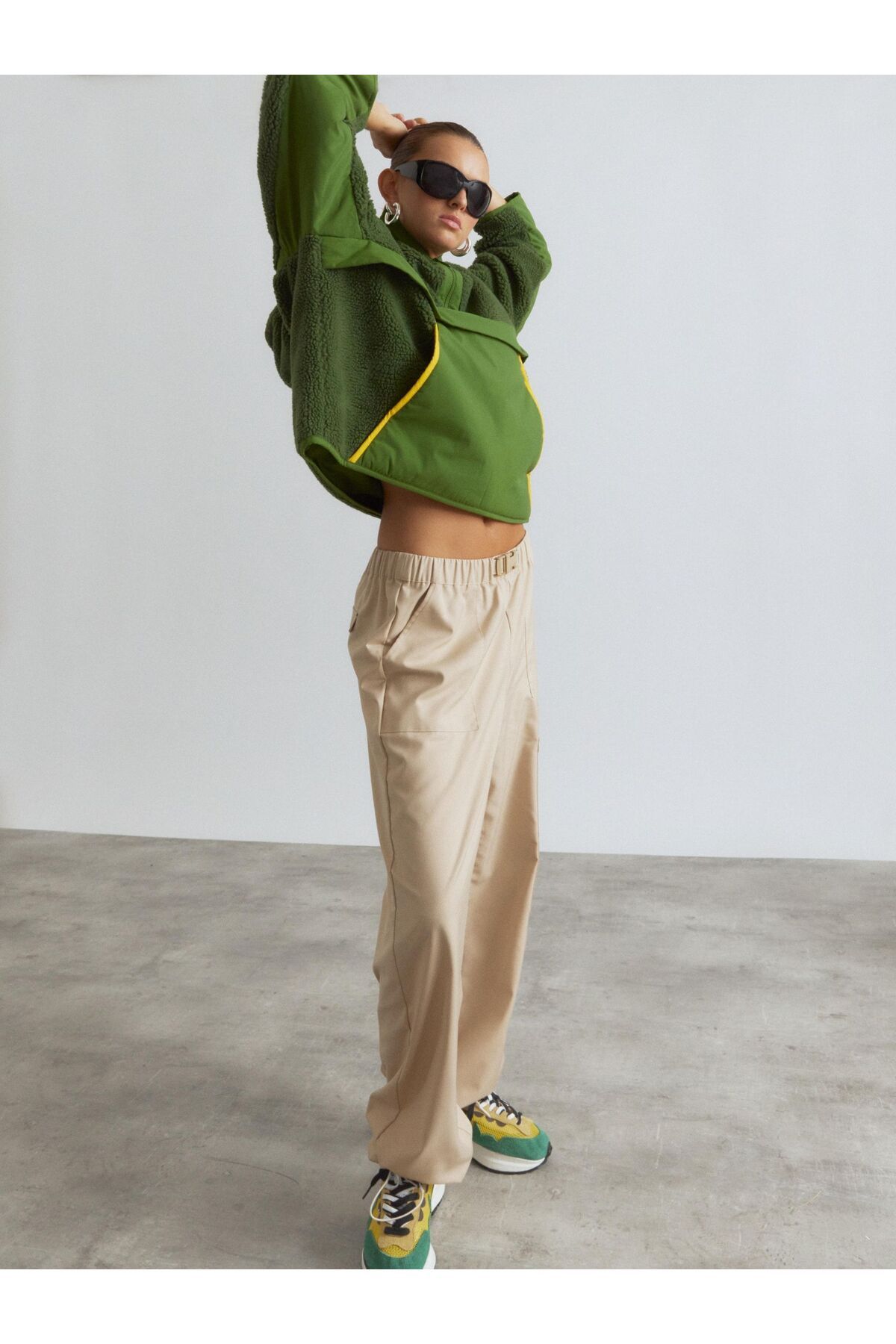 complete the look image