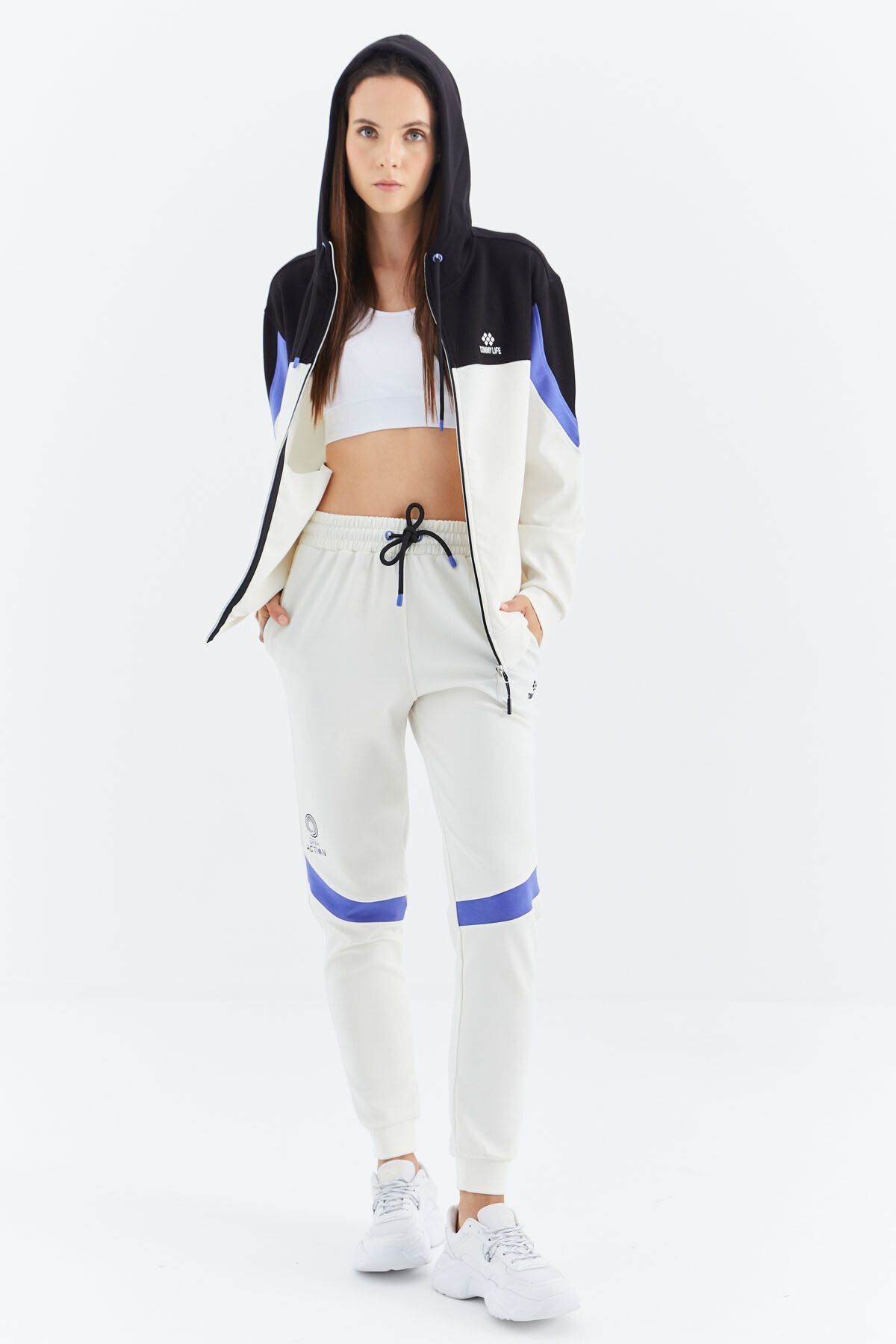 Womens cropped tracksuit sale