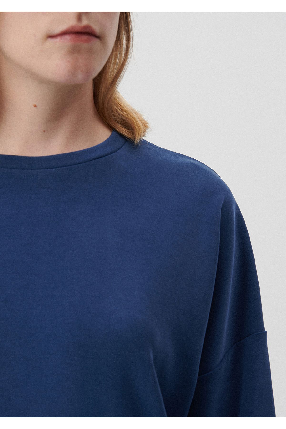 Dark blue crew neck store