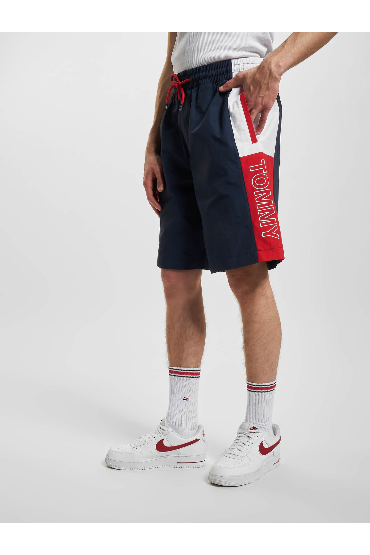 tommy hilfiger jogging shorts