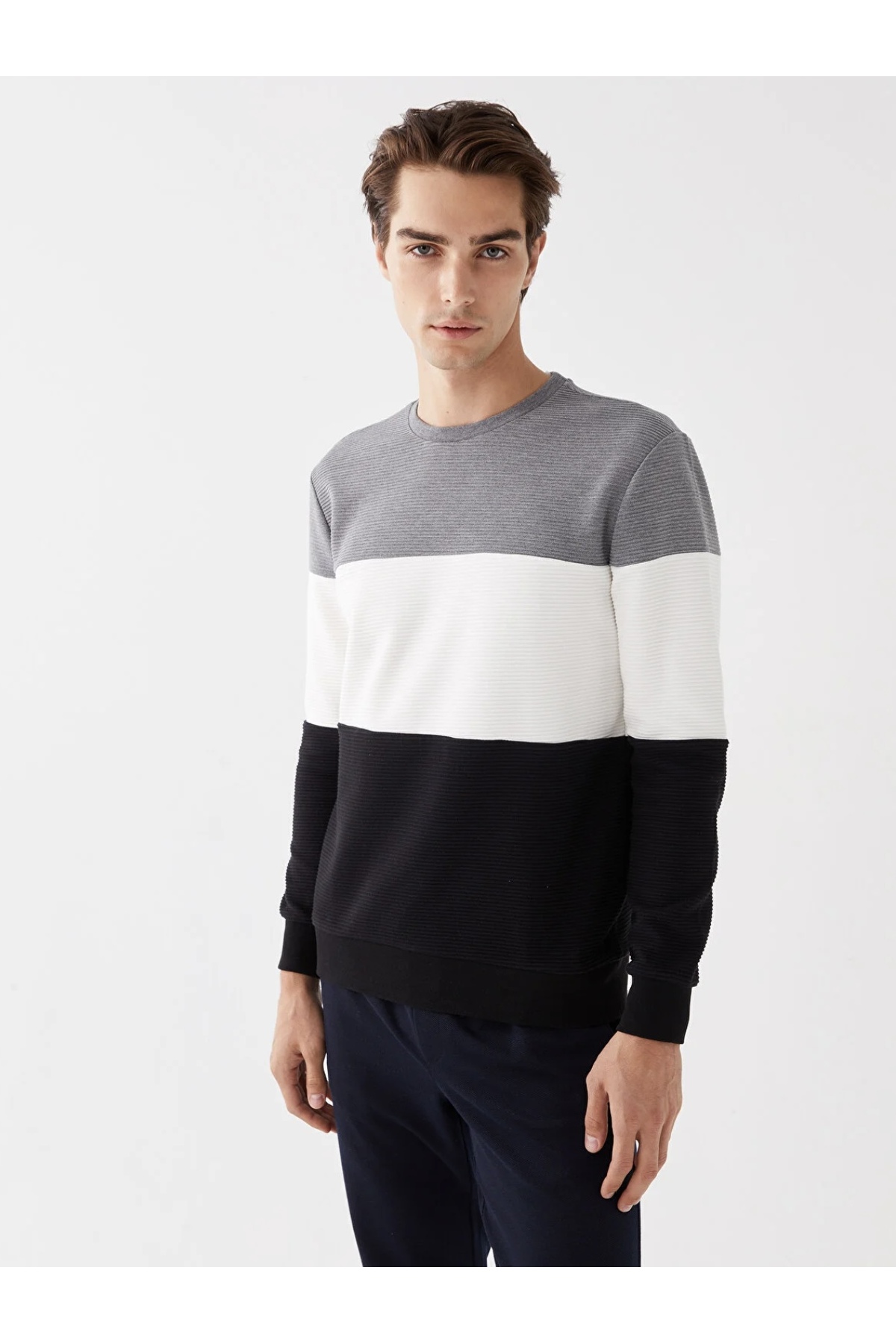 سویشرت ال سی وایکیکی W32695Z8 - KZZ سویشرت ال سی وایکیکی W32695Z8 - KZZ