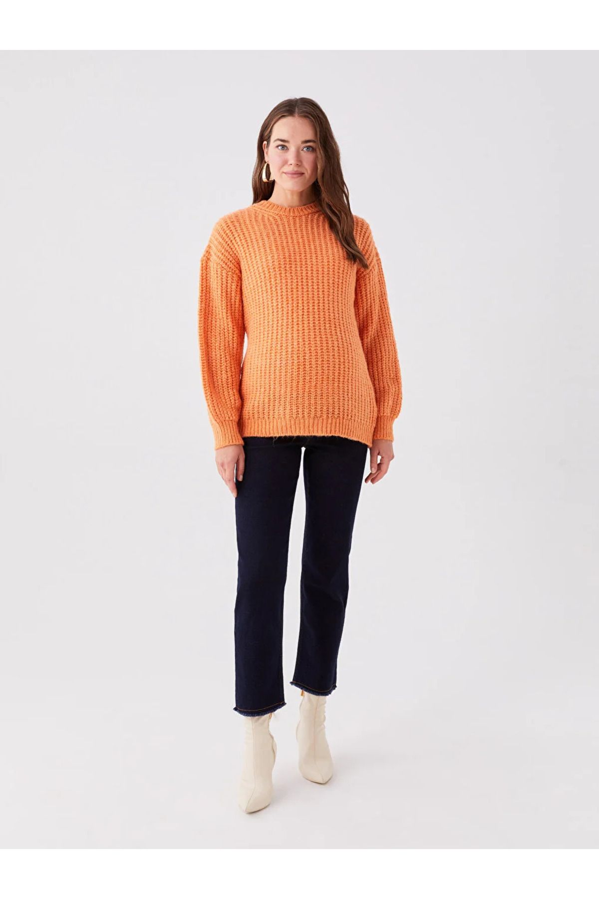LC Waikiki-LCWAIKIKI Maternity Crew Neck Plain Long Sleeve Maternity Knitwear Sweater 3