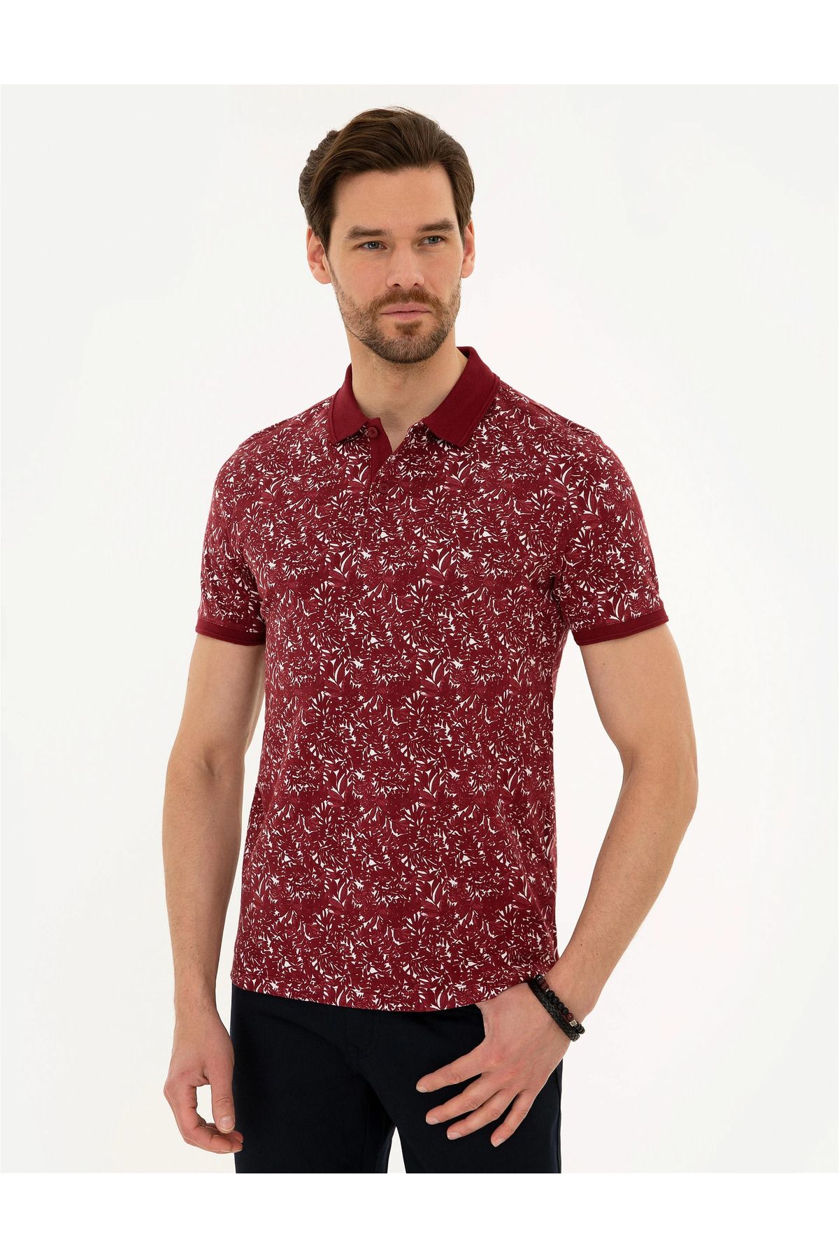 تی شرت یقه پولو قرمز مردانه باریک Claret Red Slim Fit G021GL011.000.990800.VR014 Pierre Cardin