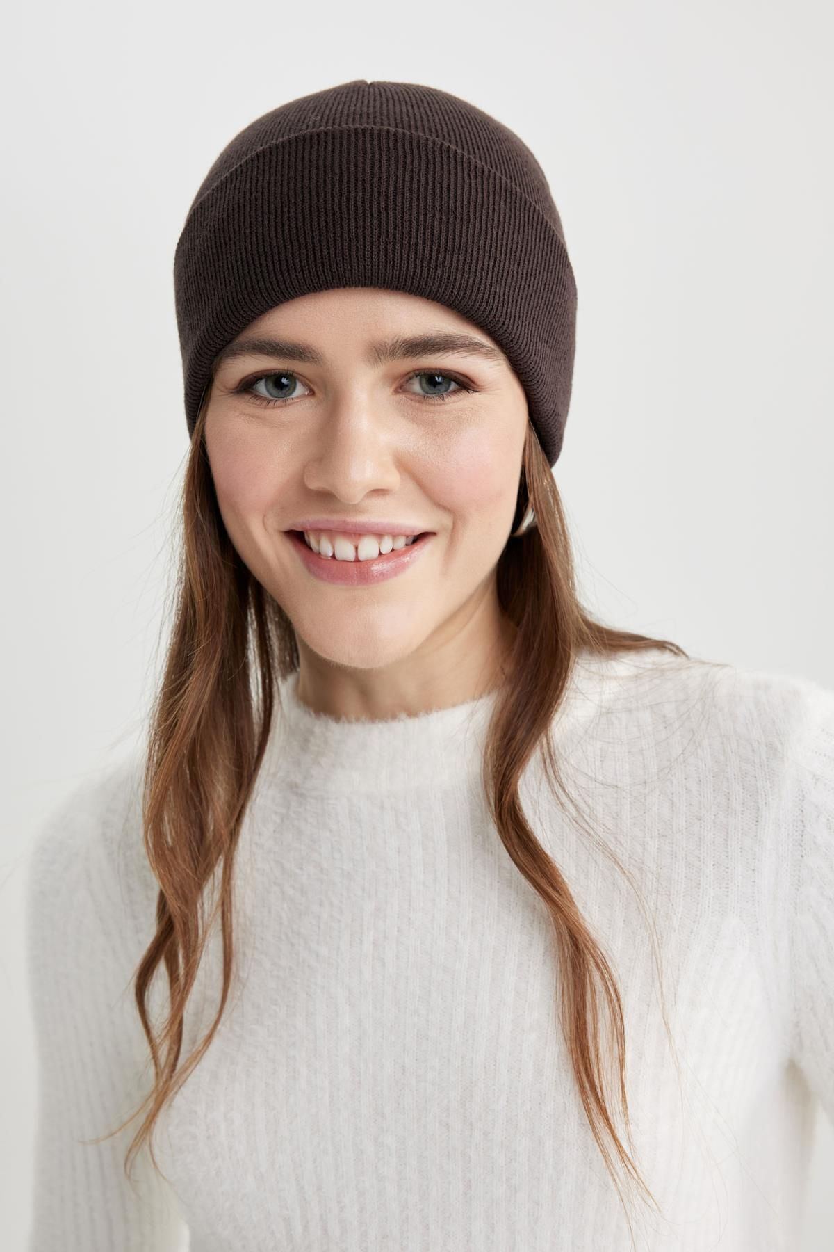 complete the look image