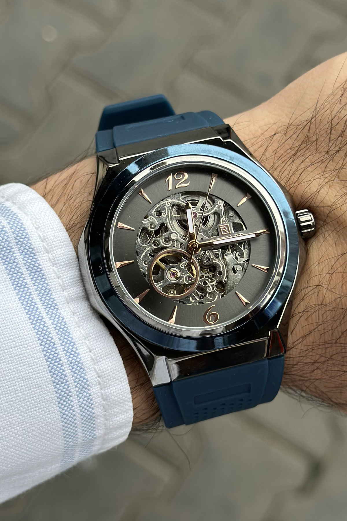 ساعت مچی مردانه تمام خودکار با بند سیلیکونی