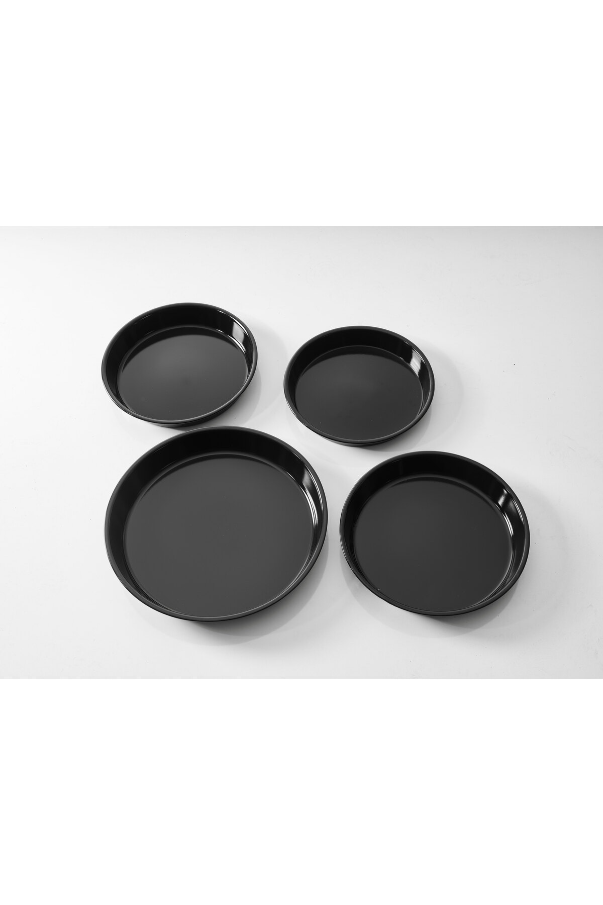 Siyah Parlak Emaye Yuvarlak 3'lü Fırın Tepsi Seti 38-40-42 Cm