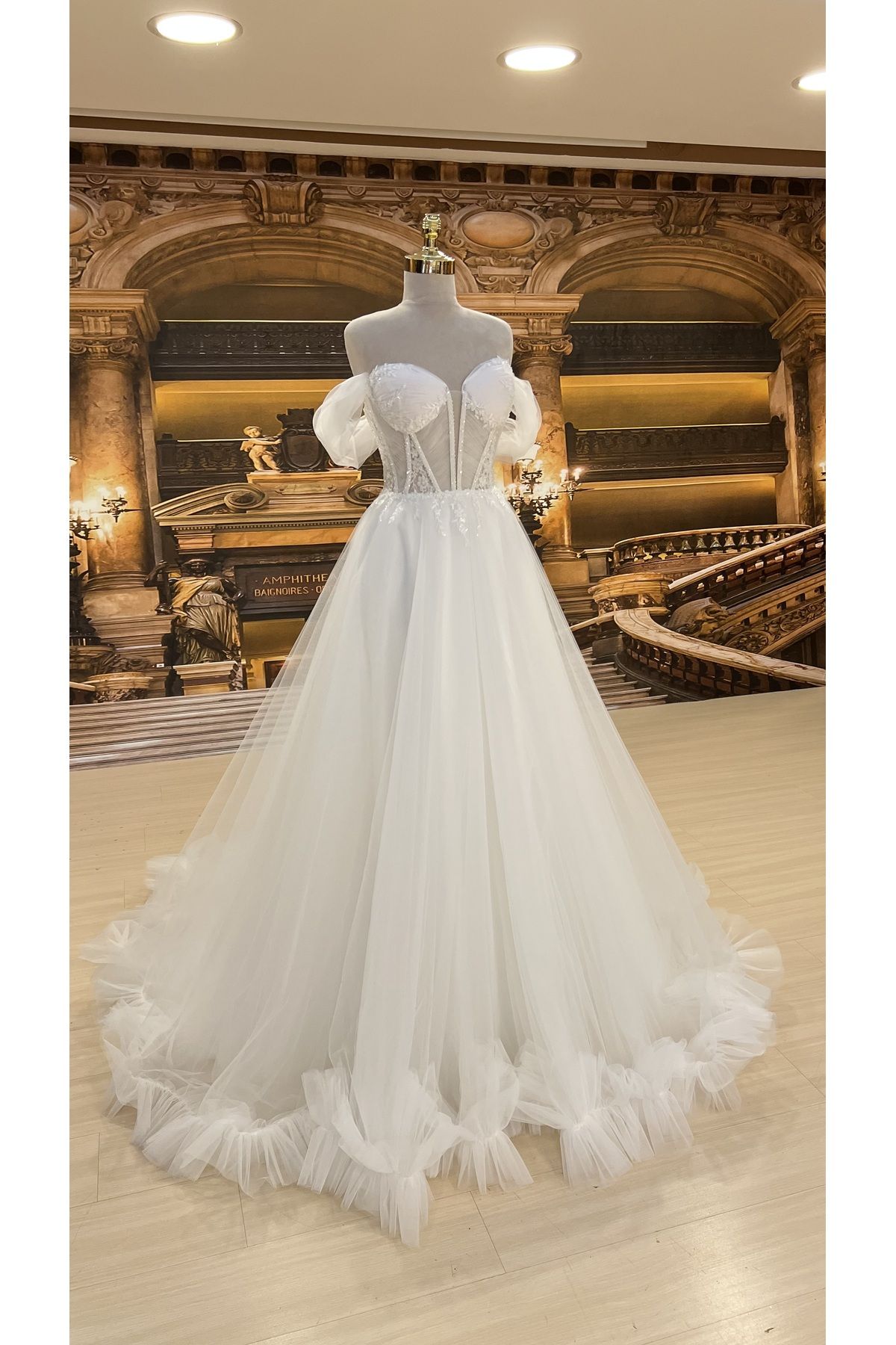 https://cdn.dsmcdn.com/ty1046/product/media/images/prod/SPM/PIM/20231115/19/aab5a0d7-961f-3fc6-a898-95bc78fbb604/1_org_zoom.jpg