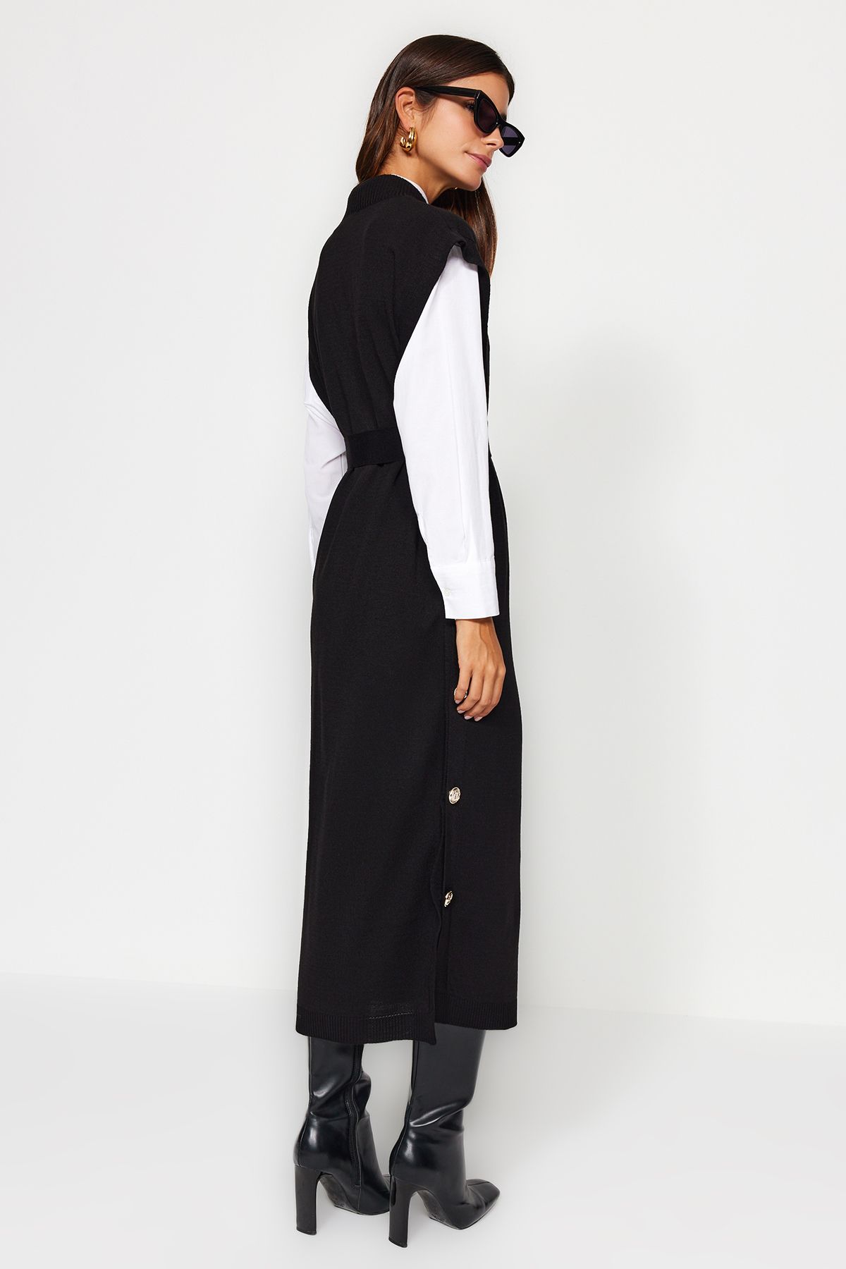 Trendyol Modest-Rochie pulover cu tricotaje detaliate cu nasturi negre TCTAW24UV00038 6