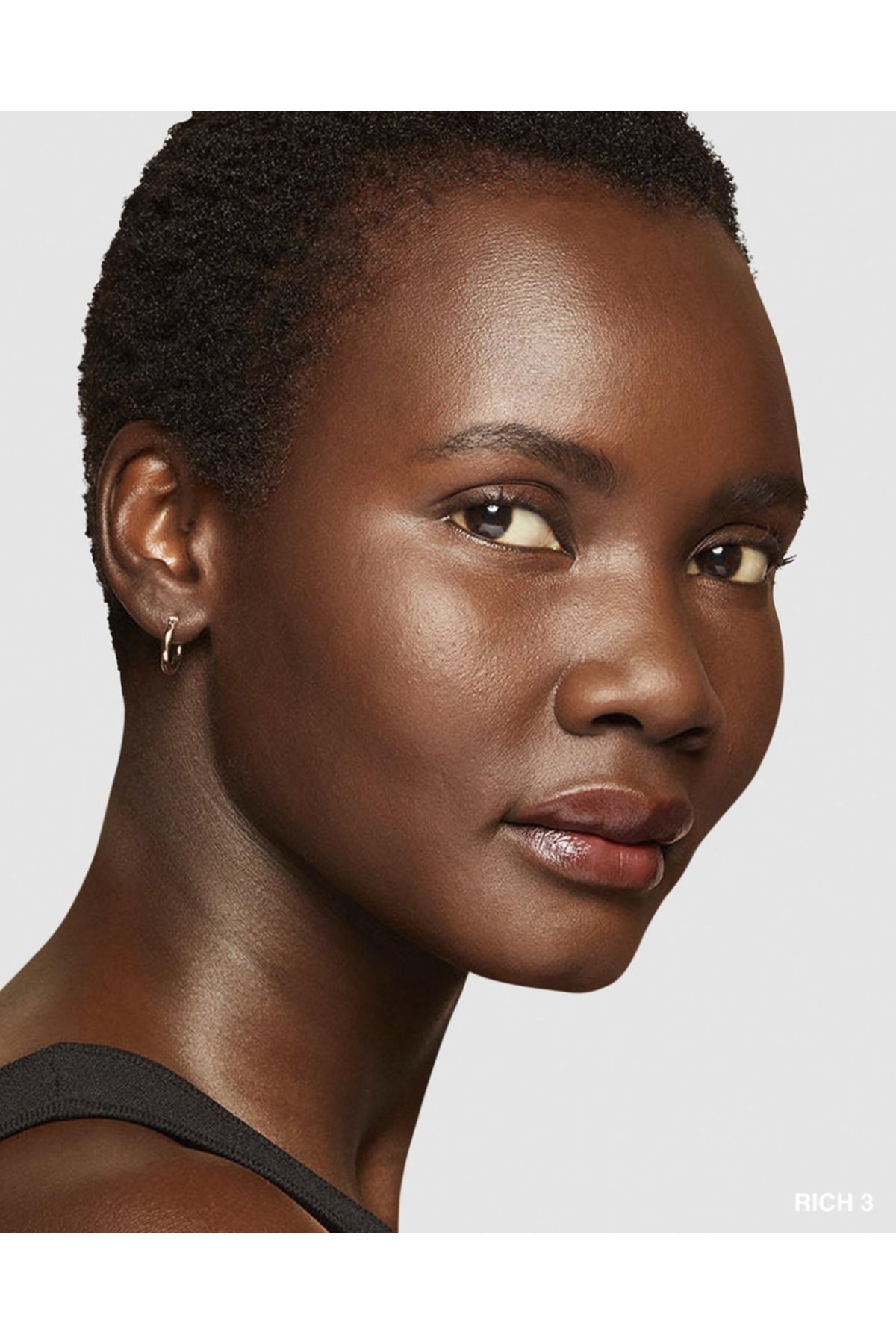 Bobbi Brown پوشش پوست حاوی ویتامین با SPF 15