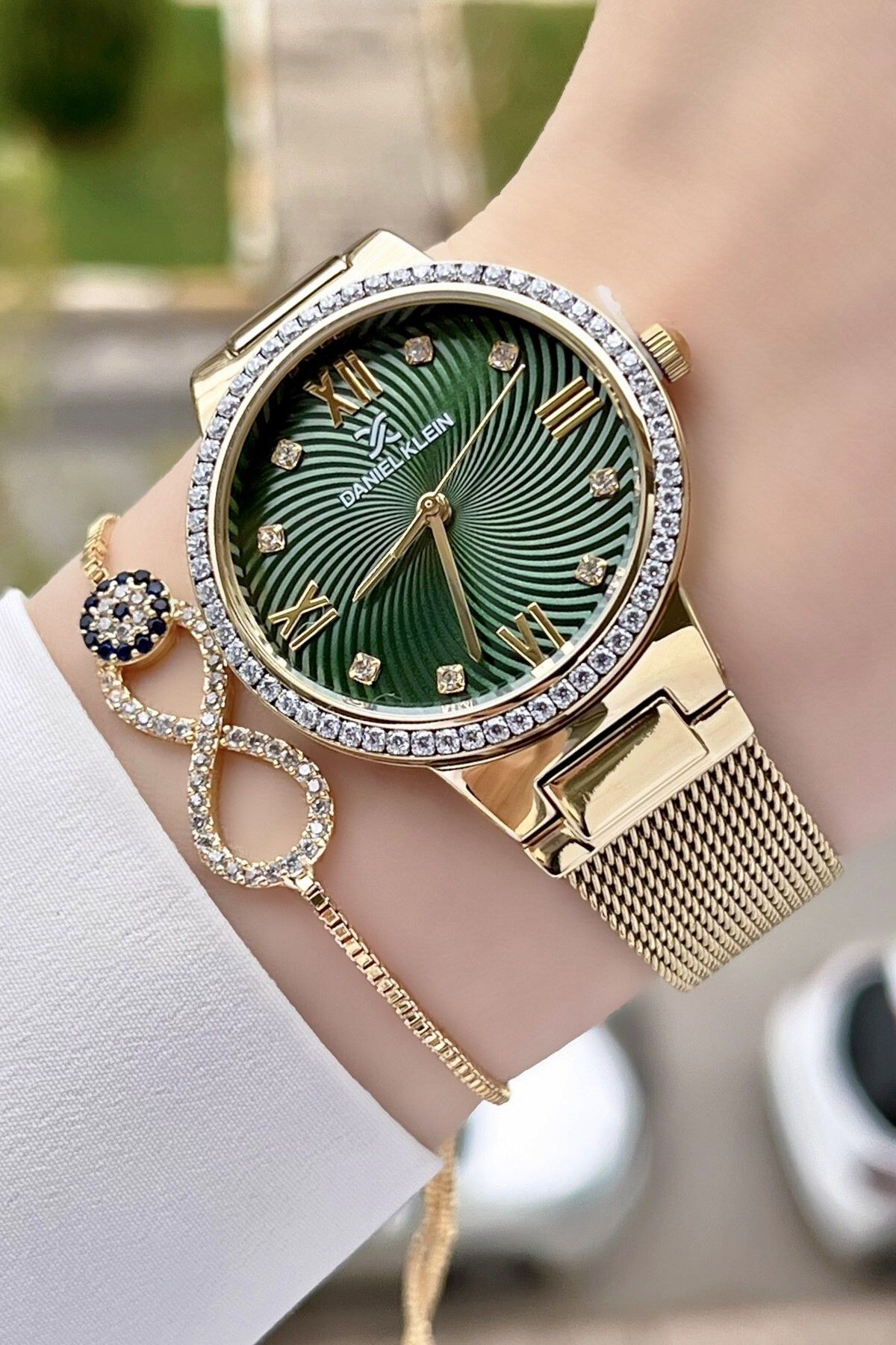 Latest watches for ladies 2019 on sale