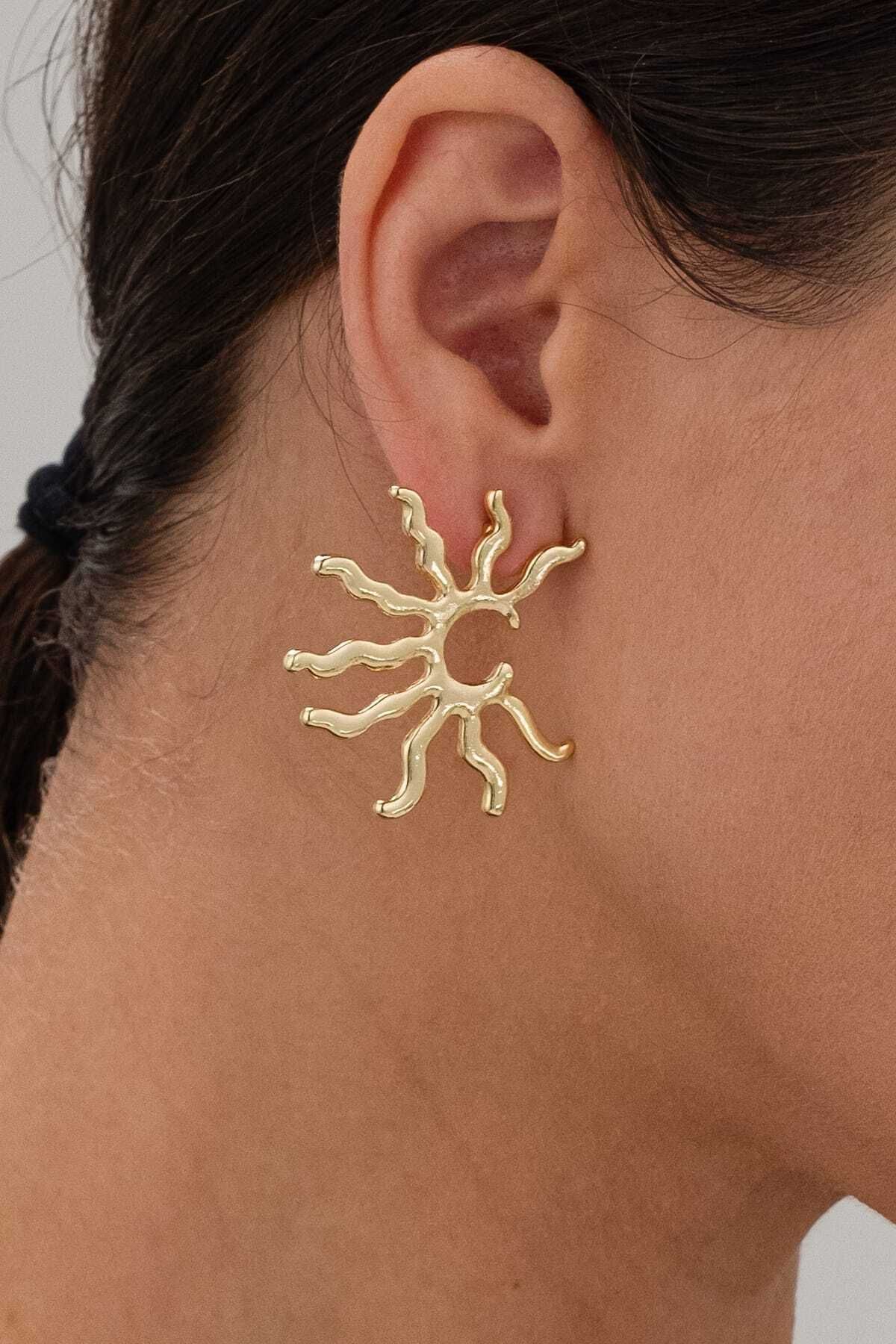 MRK Half Sun Figure Earring