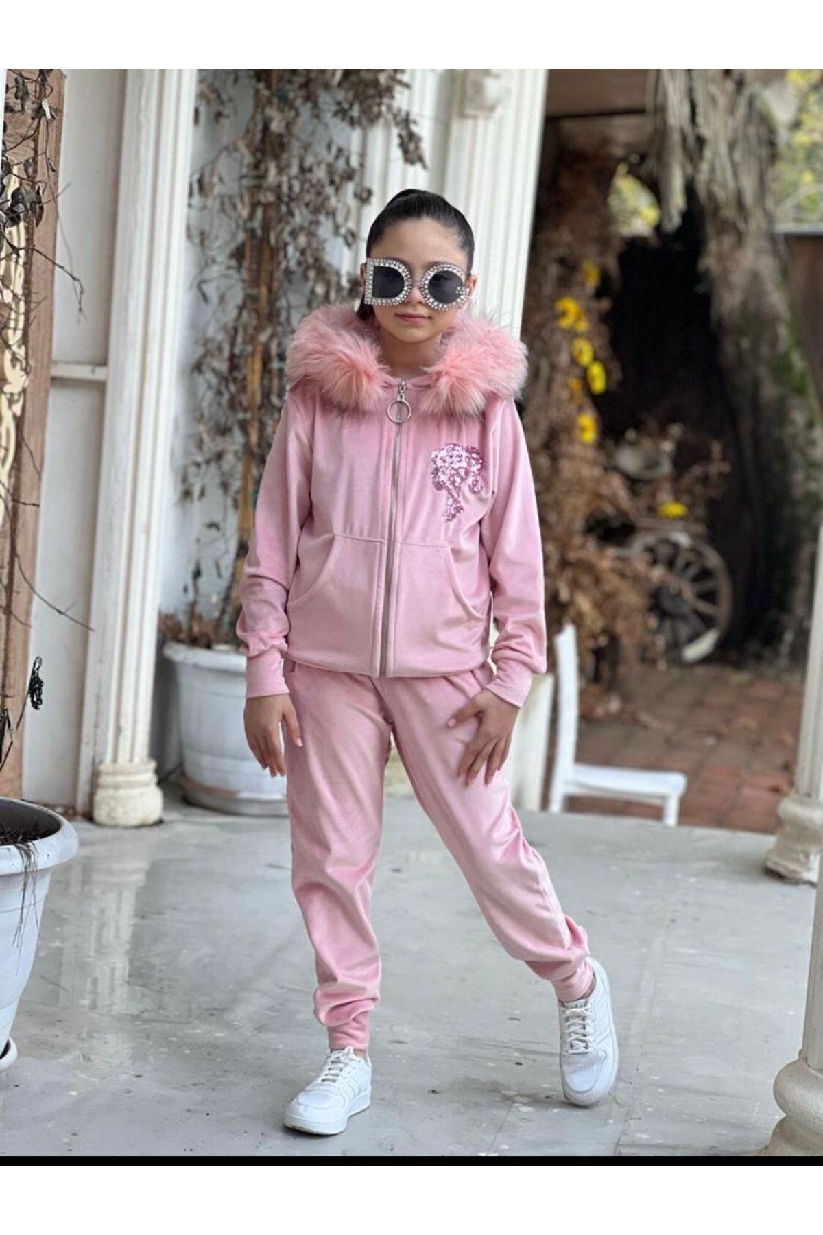 DUDOR K DS Girl s Light Pink Fur Hooded Velvet Barbie Tracksuit Set