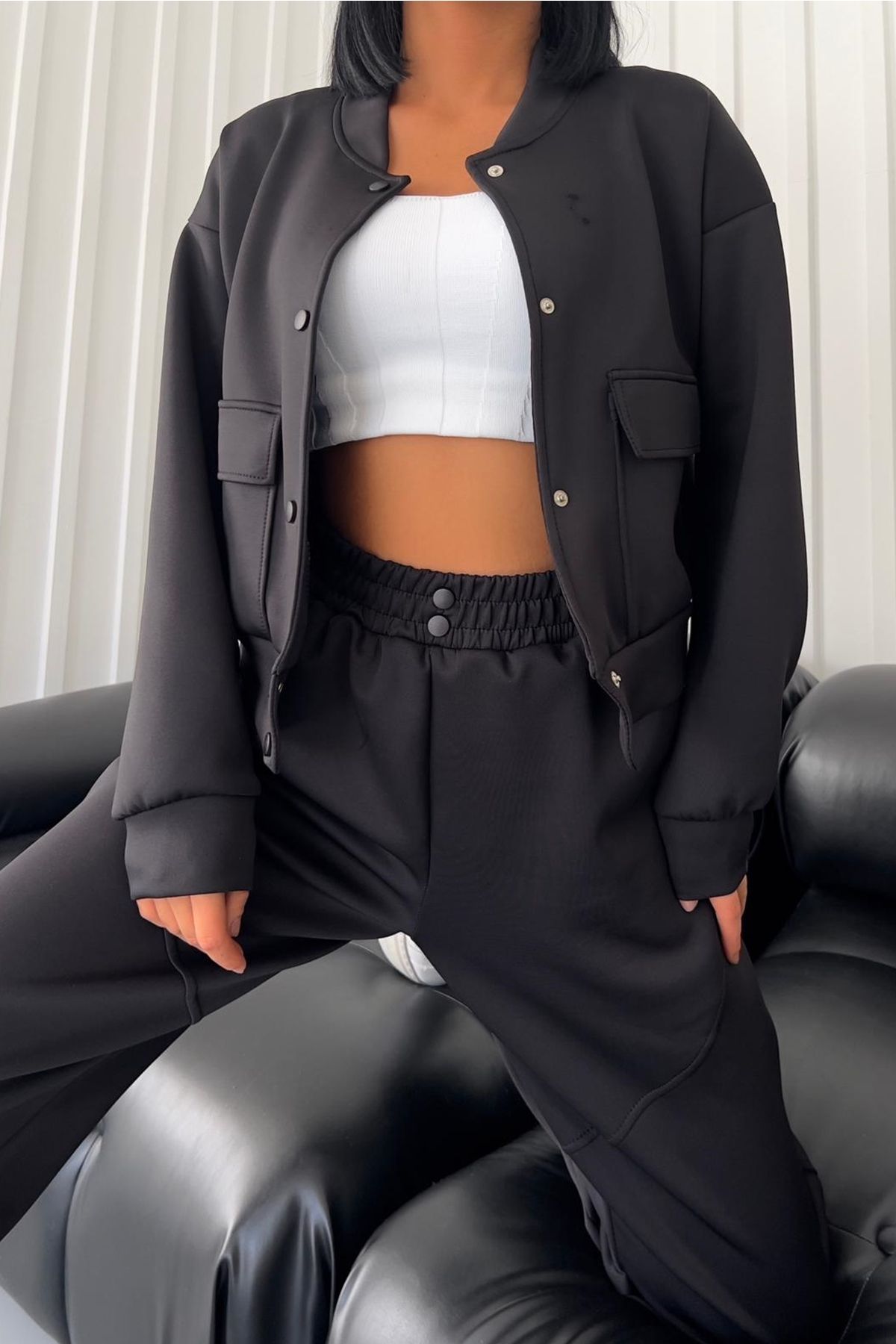 Black cropped tracksuit hotsell