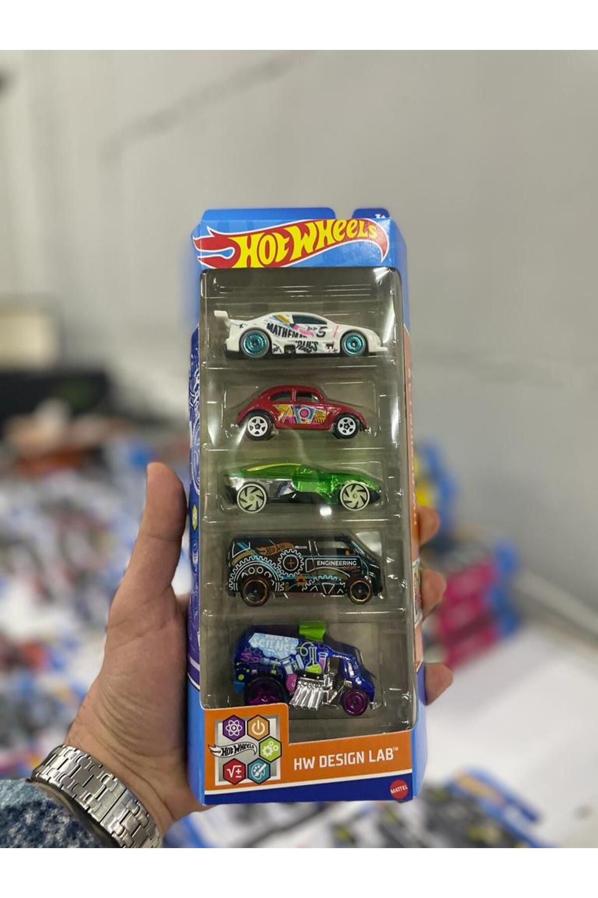 Hot wheels shop labs
