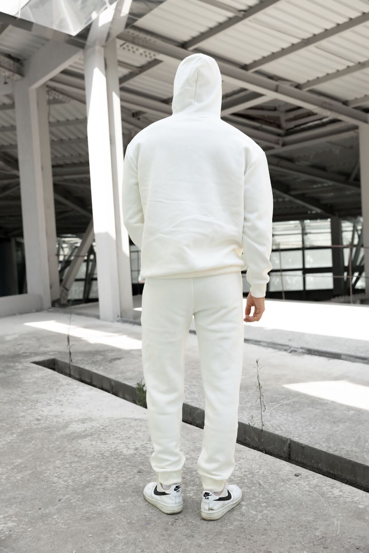 White hoodie shop and sweatpants