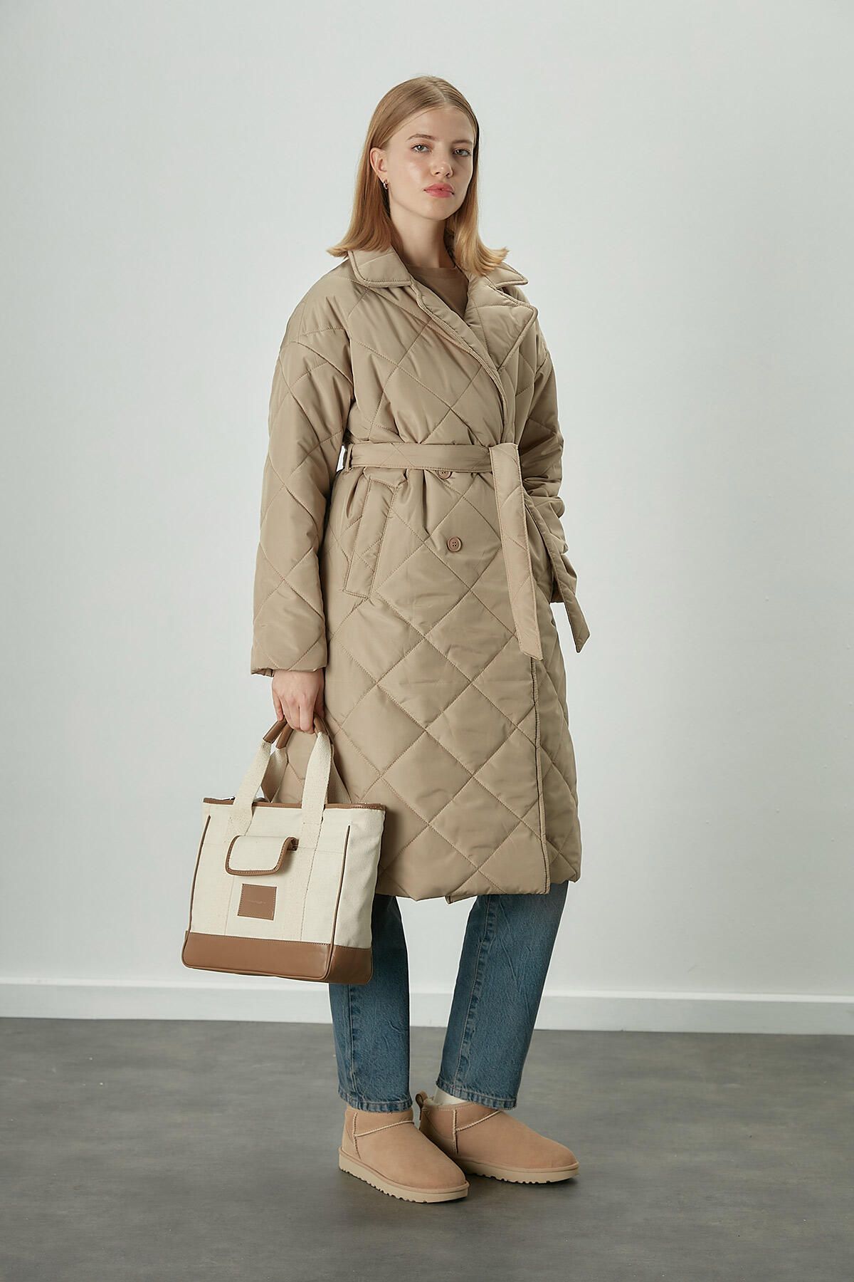 complete the look image