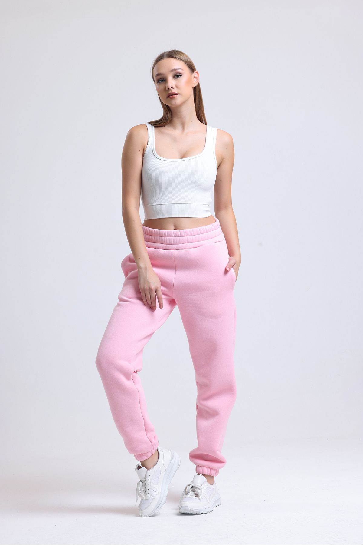 https://cdn.dsmcdn.com/ty1050/product/media/images/prod/SPM/PIM/20231118/16/ab6fe81e-951a-3ab1-9146-0a487571c128/1_org_zoom.jpg