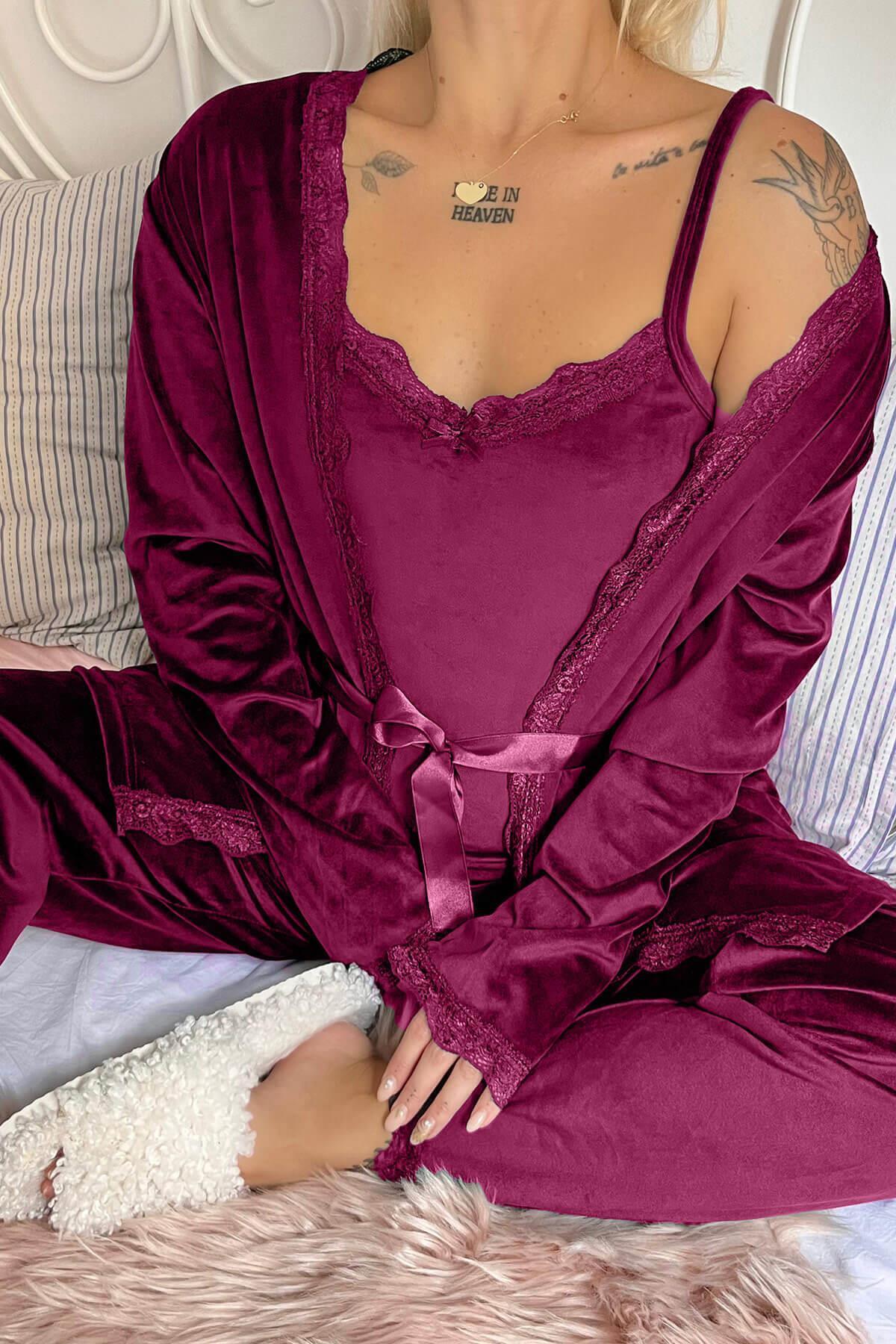 Pijamaevi Ексклузивен дамски пижамен комплект от кадифе Plum Garnet с халат