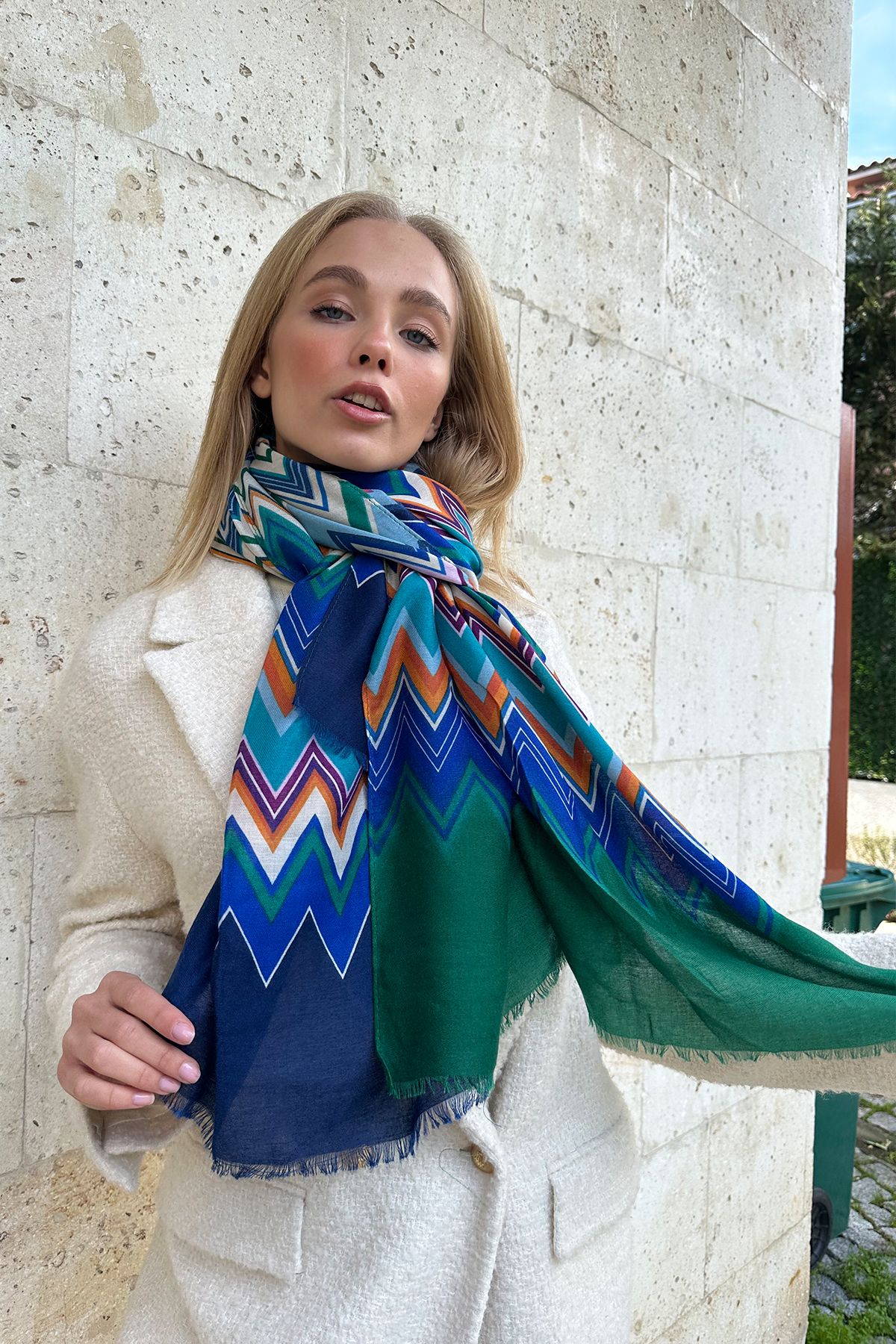 Trend Alaçatı Stili-Dámský zelený šátek s detailním vzorem ALC-X11281 2