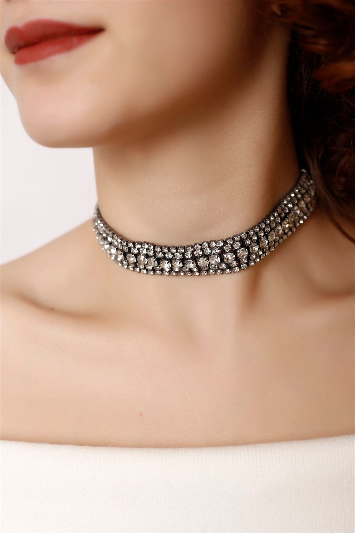 Black silver choker deals