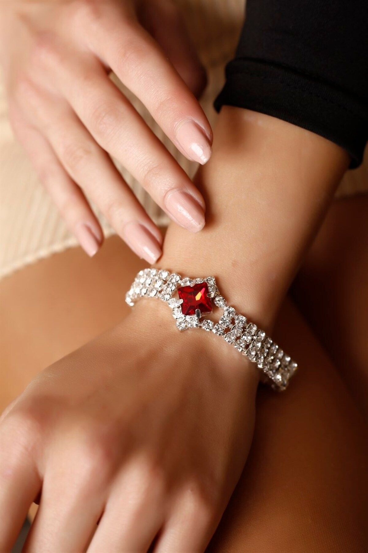 Red shop diamond bracelet