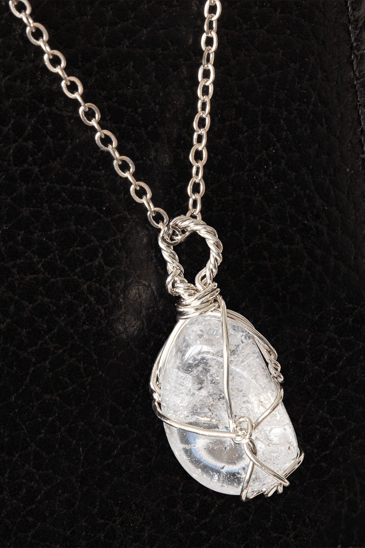 Crystal quartz pendant deals