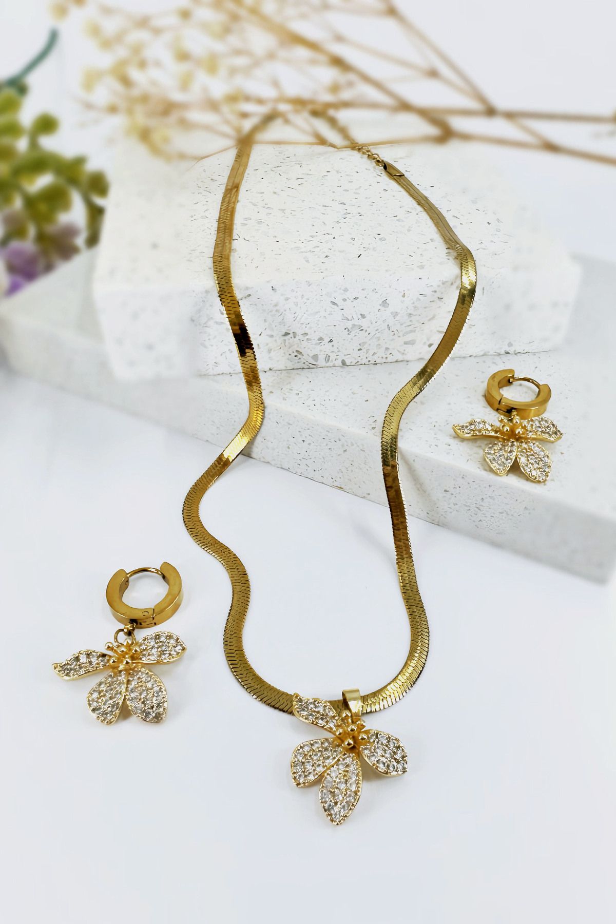 Gold flower jewelry new arrivals