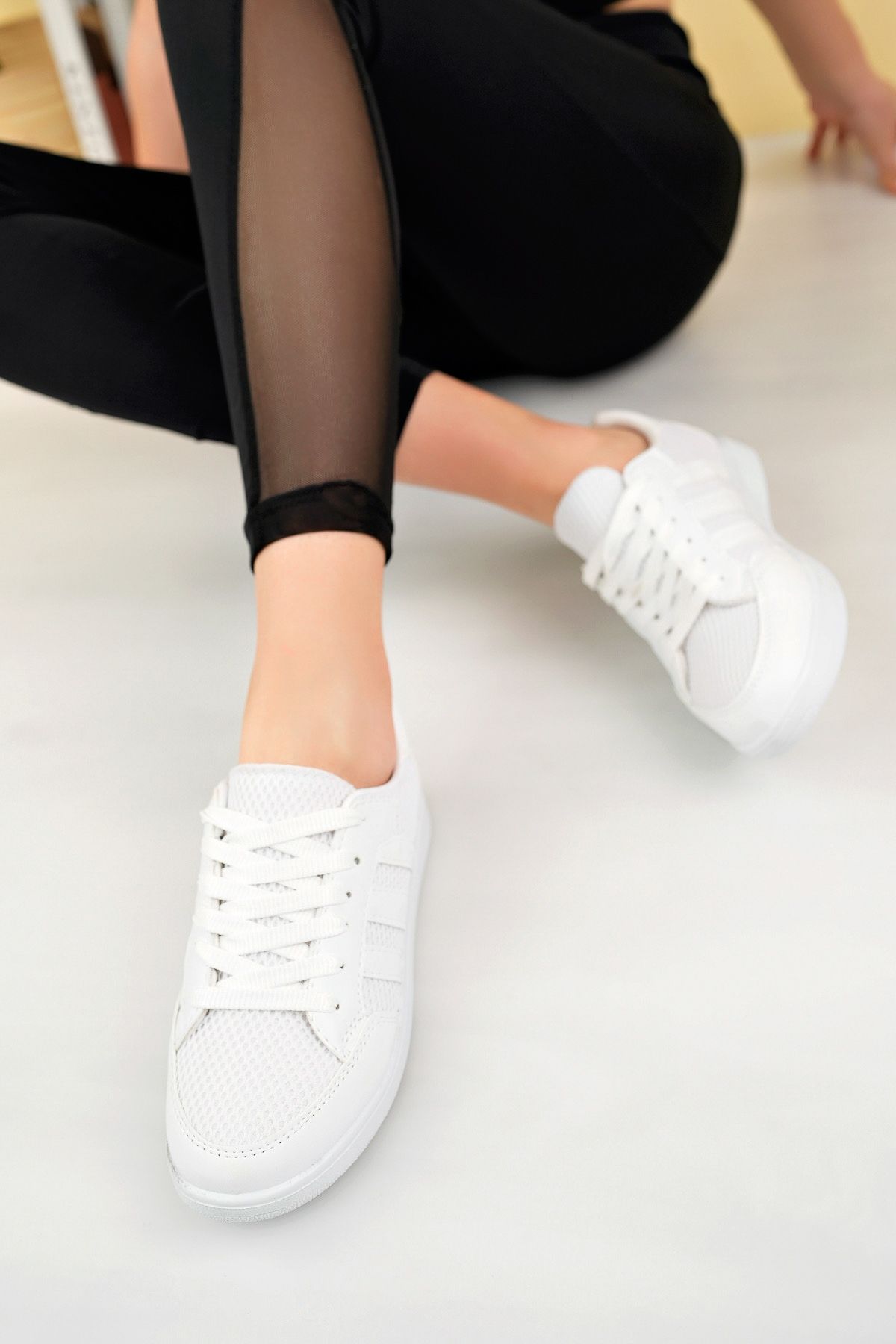Women's honey lo trainers sale