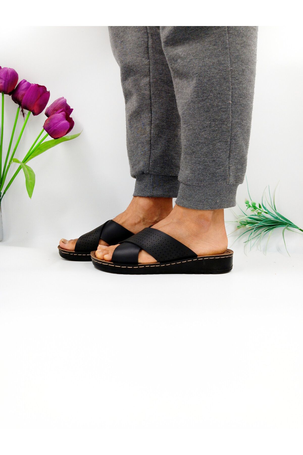 Starslippers Men s Slippers Comfortable with Stitched Edges Sturdy
