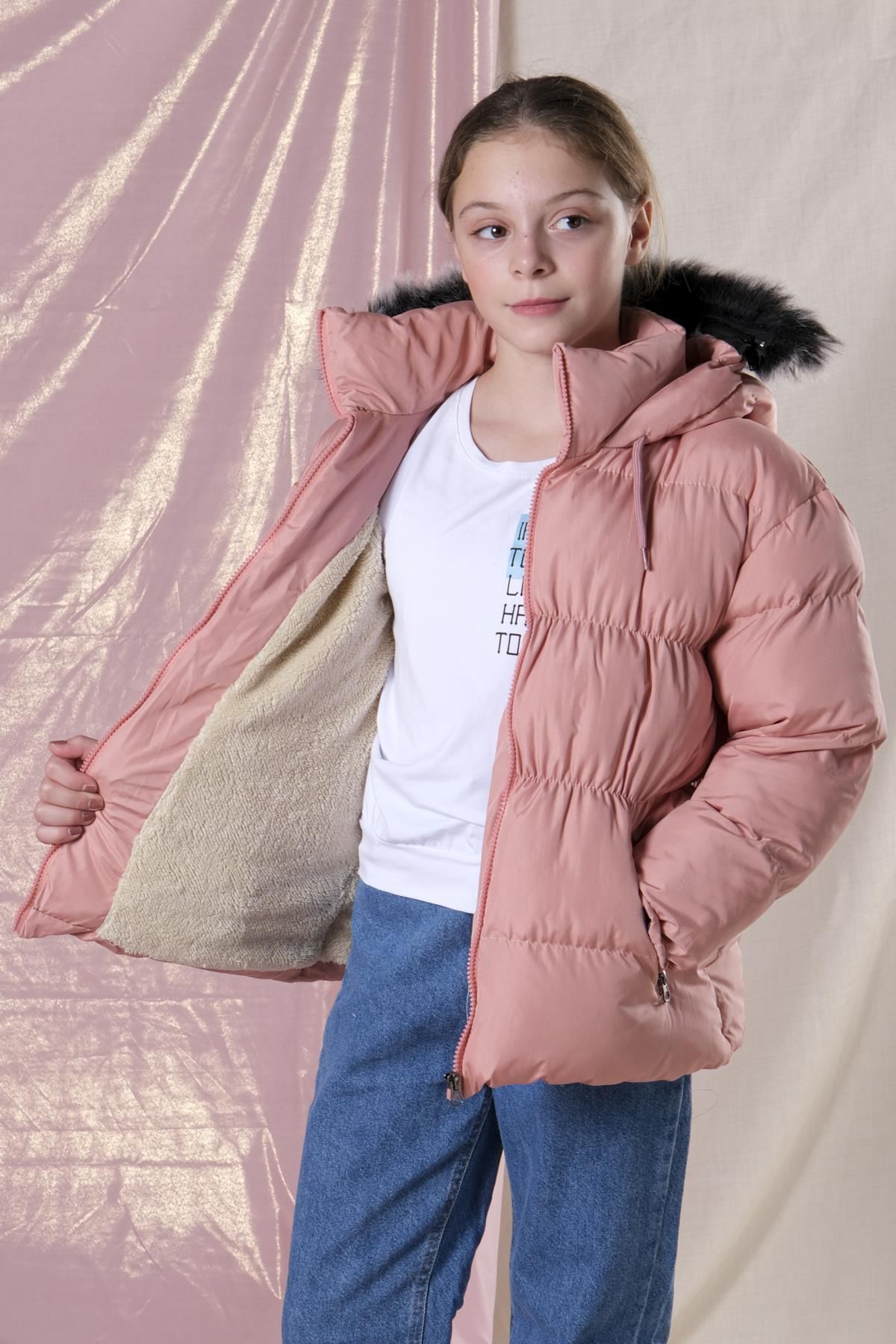 Pina Kids Dicker Mantel mit Mädchen für - Pelzfüllung weicher Trendyol