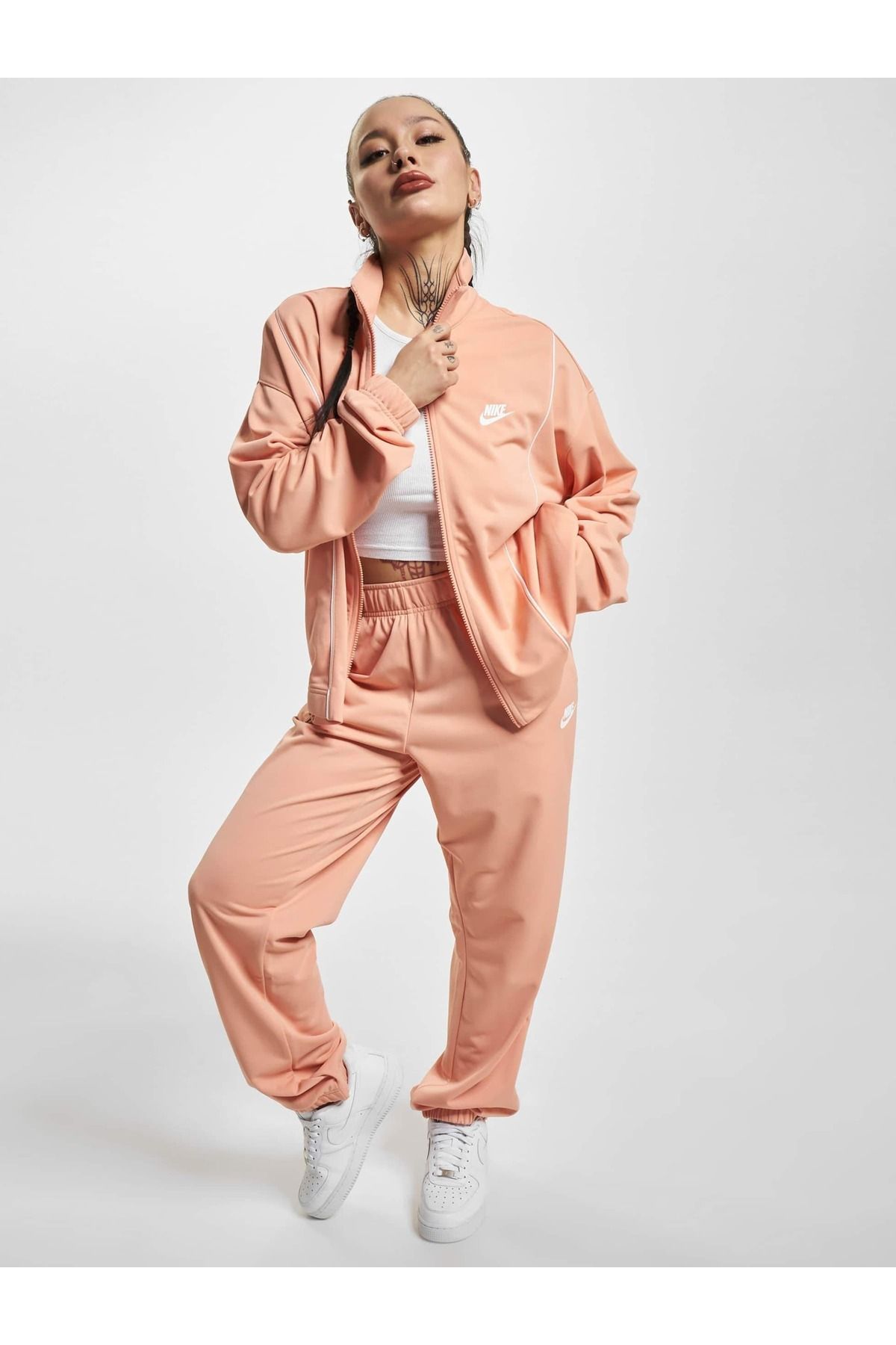Nike sale tracksuit silk