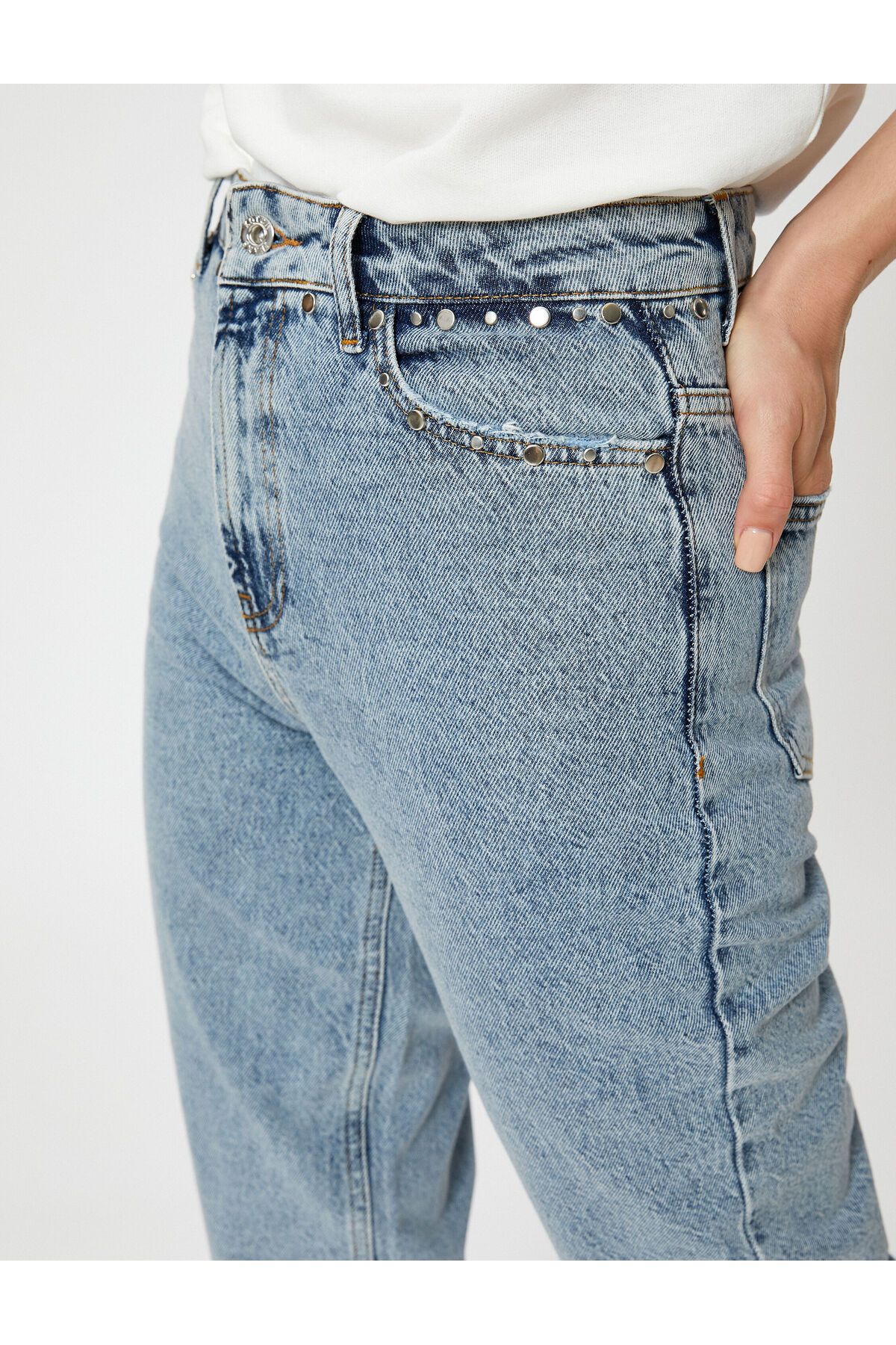 Koton ساق کوتاه جین کمر بلند - لوسی