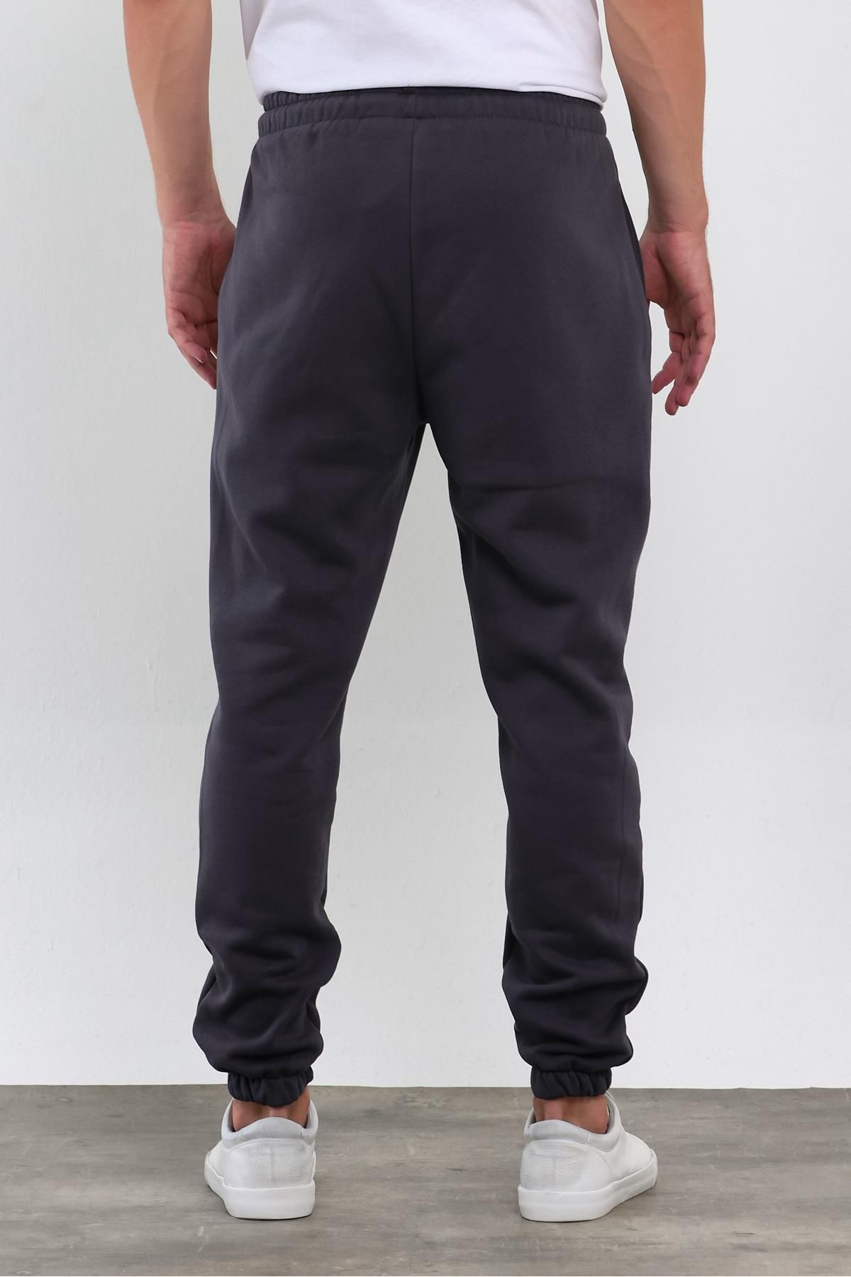 COMB NE M CHA L Men s Smoked Elastic Cuff Sweatpants Trendyol