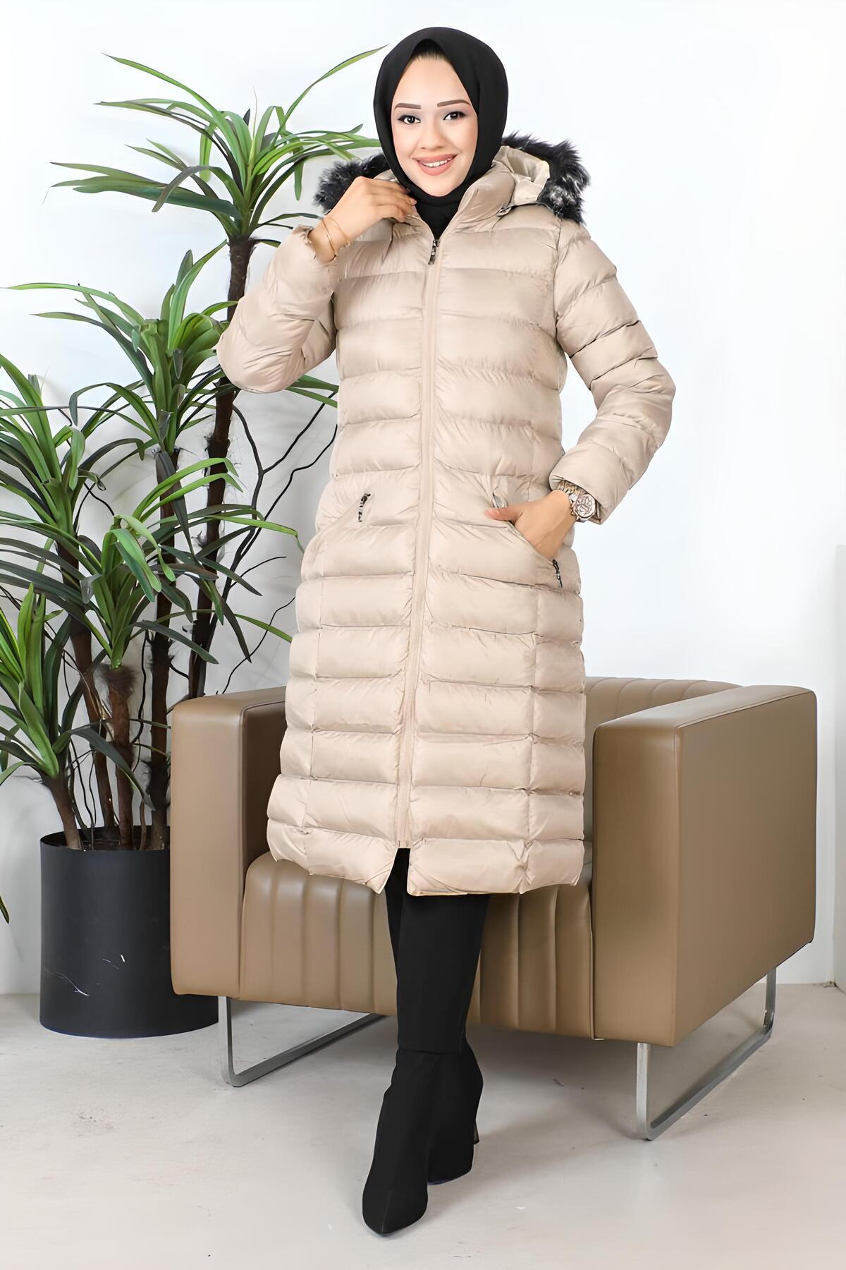 Beige Hooded Zippered Waterproof Puffer Coat It is Recommended to Buy 1 Size Larger